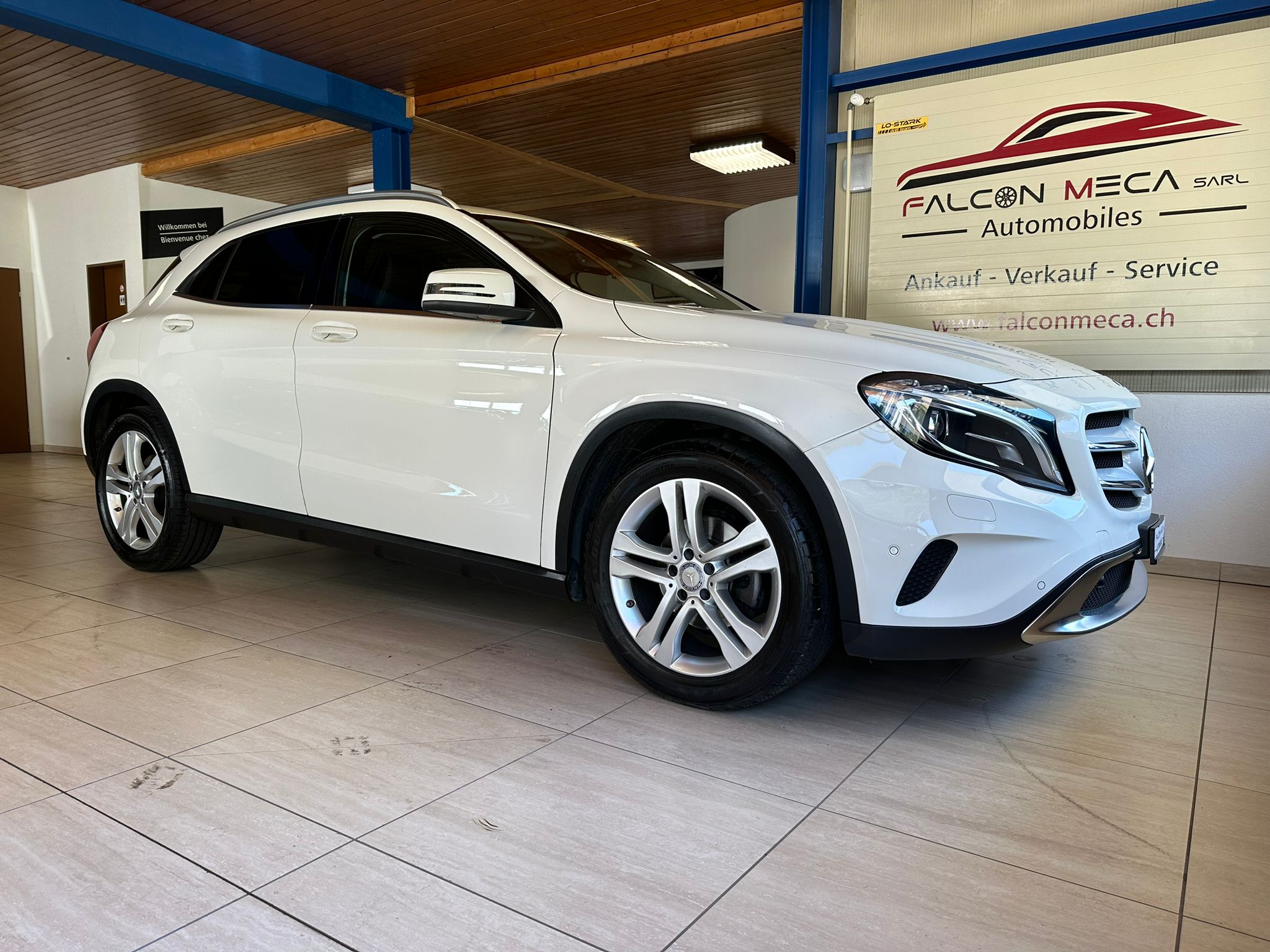 MERCEDES-BENZ GLA 200 d Urban 4m