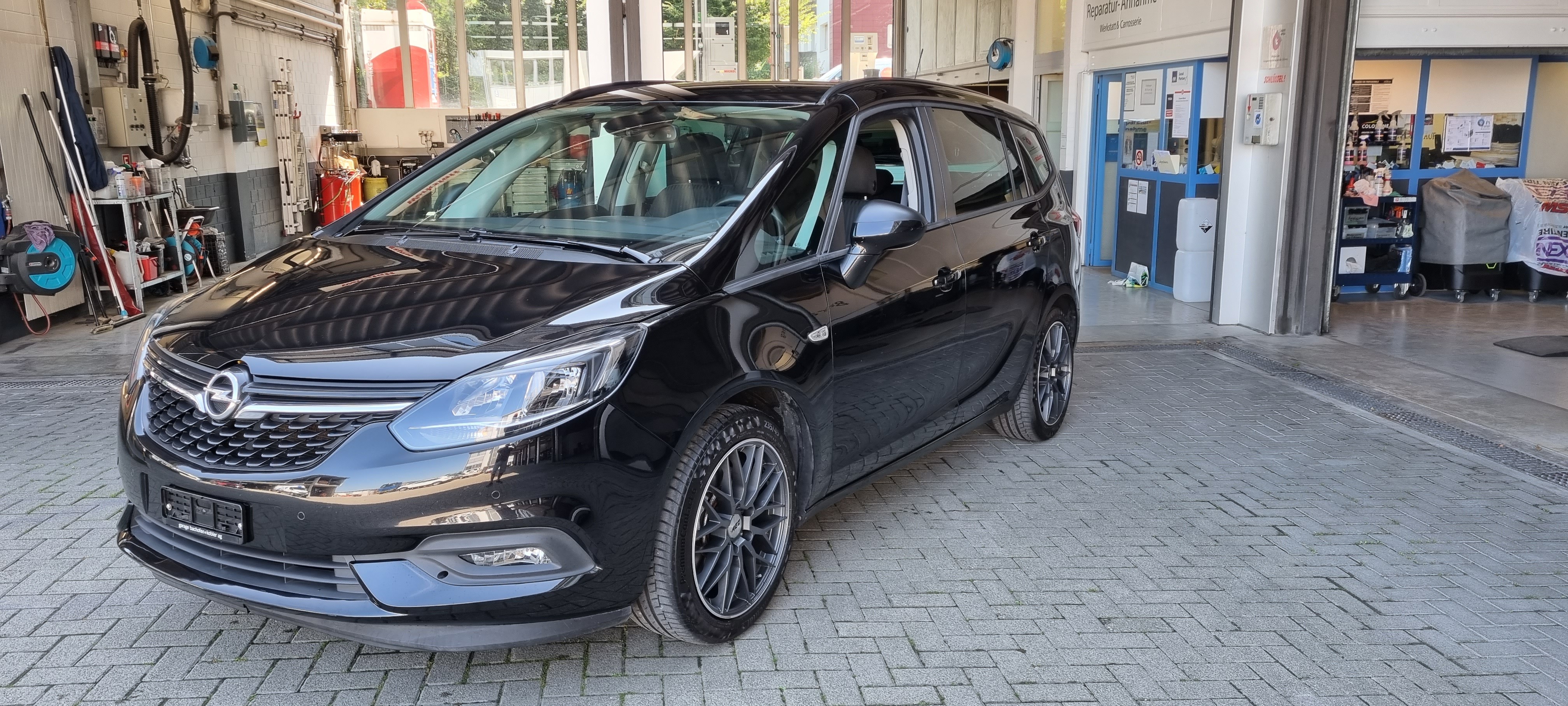 OPEL Zafira 1.6i Turbo Enjoy Automatic