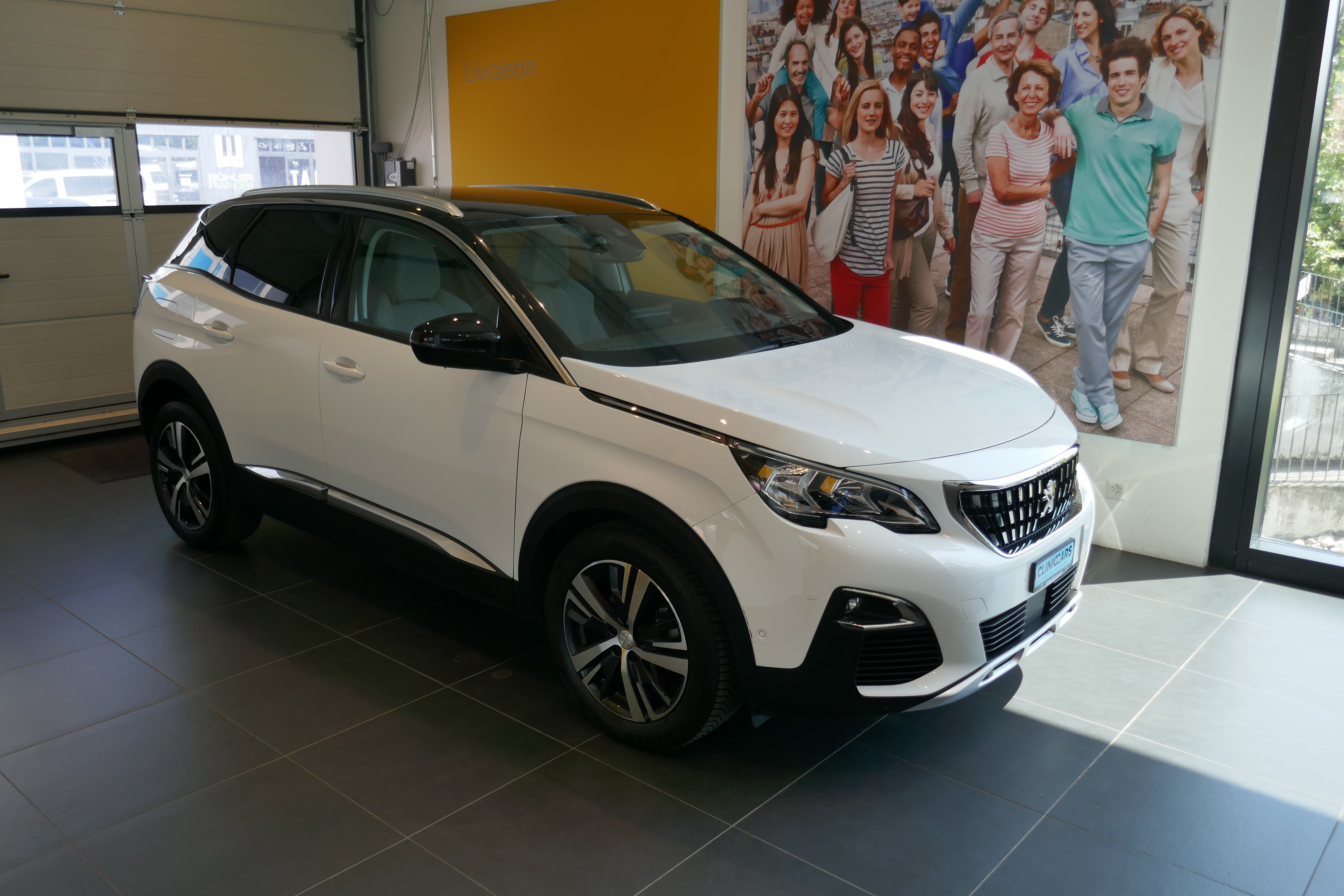 PEUGEOT 3008 1.2 PureTech Allure EAT