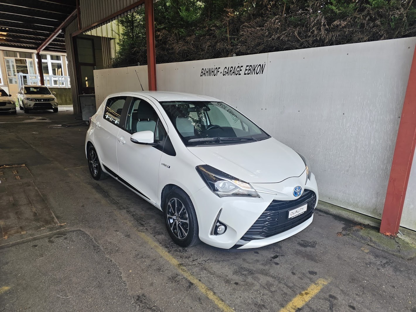 TOYOTA Yaris 1.5 VVT-i Hybrid Style e-CVT