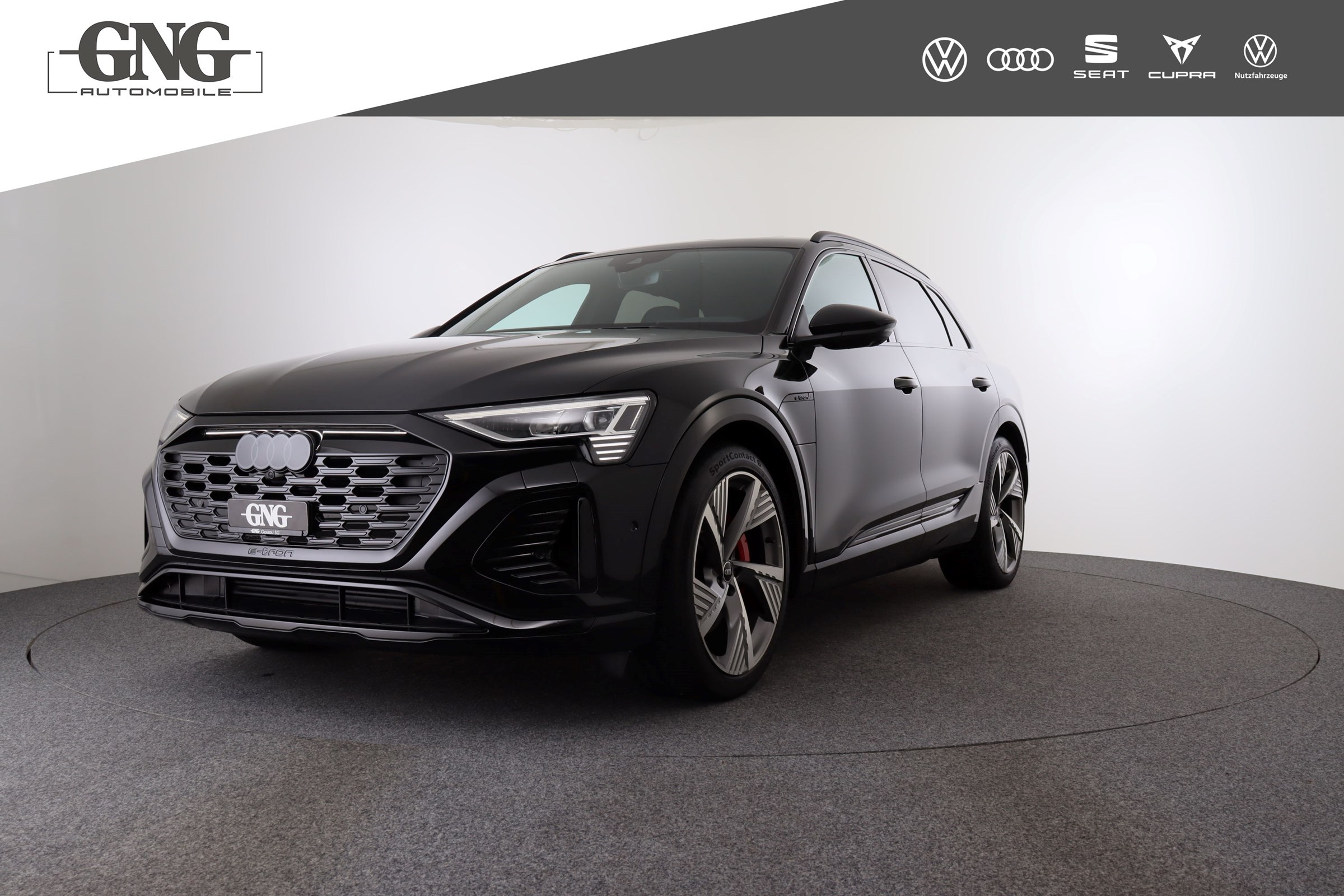 AUDI Q8 55 e-tron Black Edition quattro