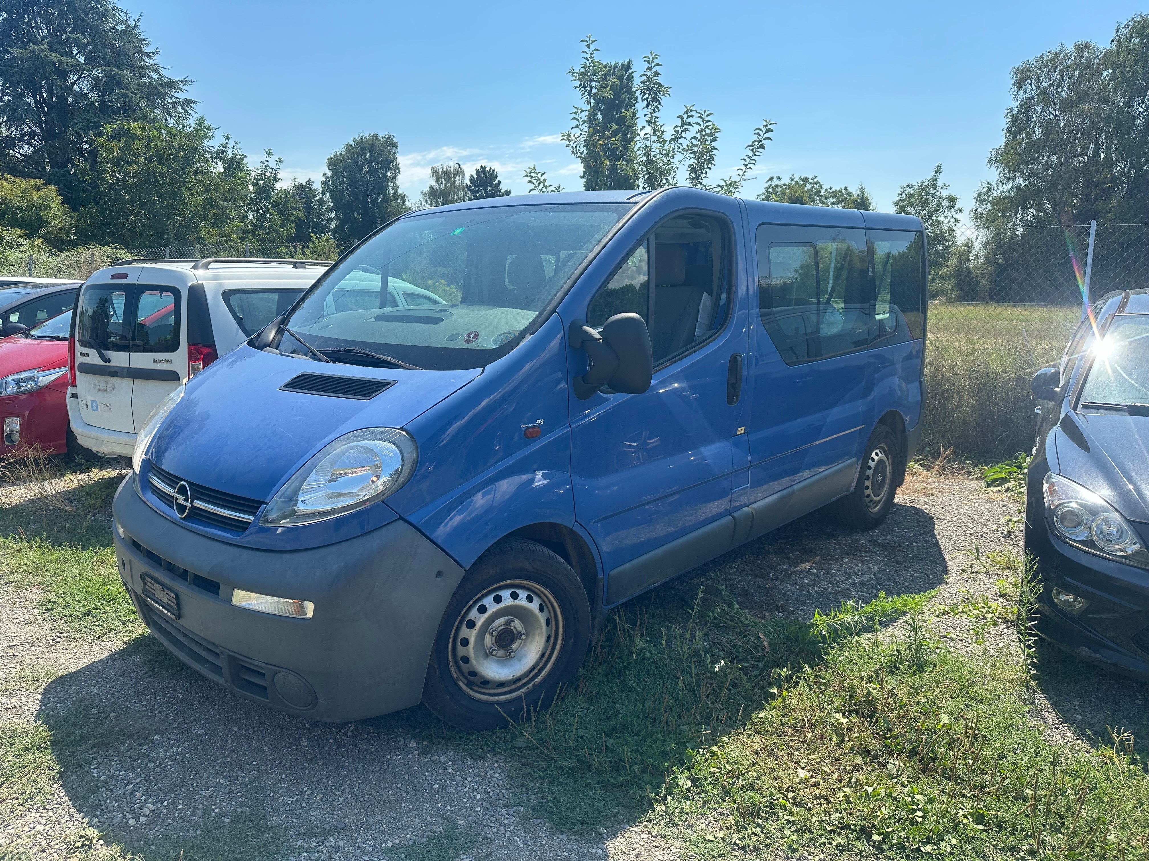 OPEL Vivaro 2.5 CDTI 2.7t