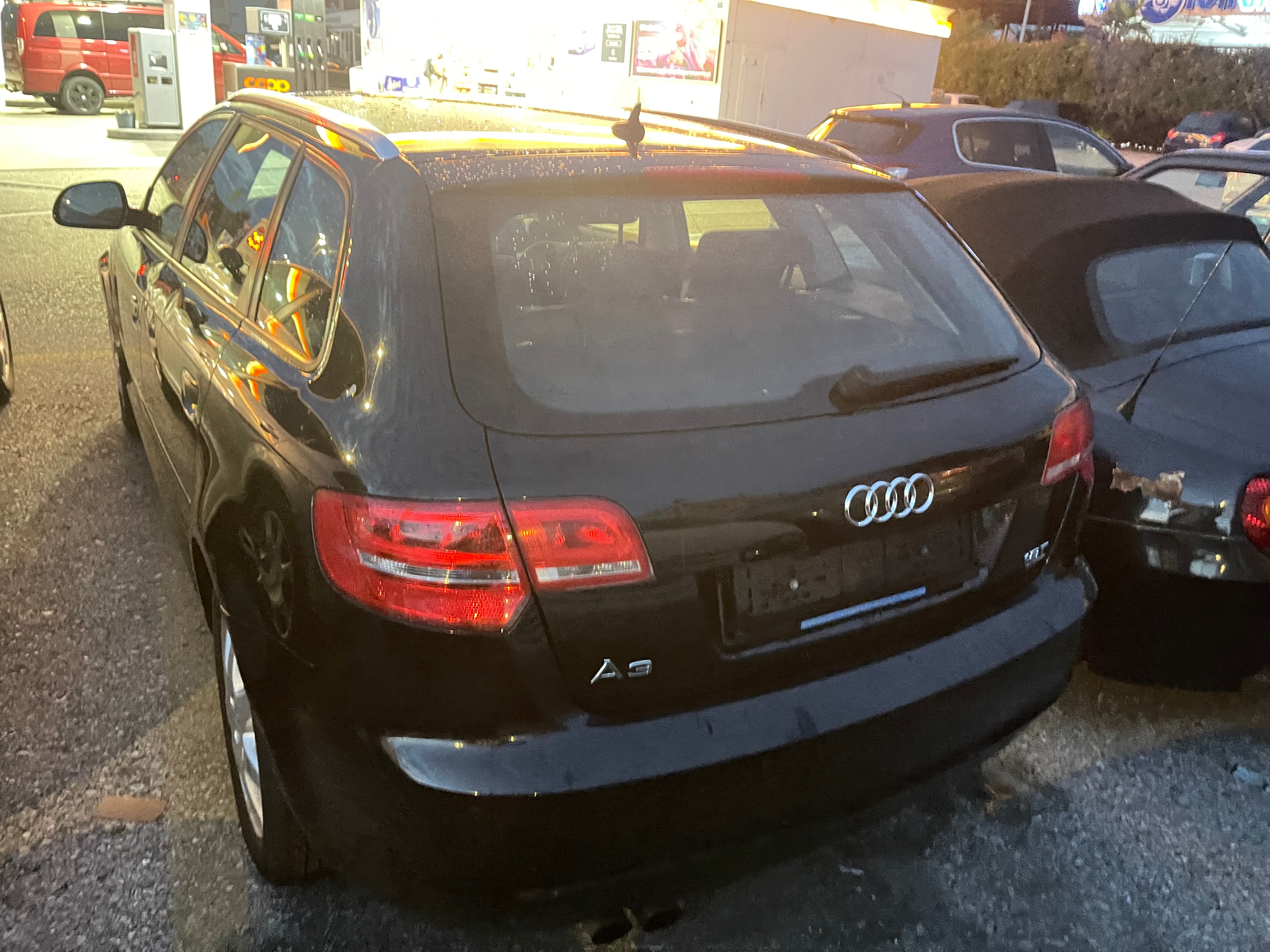 AUDI A3 Sportback 1.8 TFSI Ambition quattro