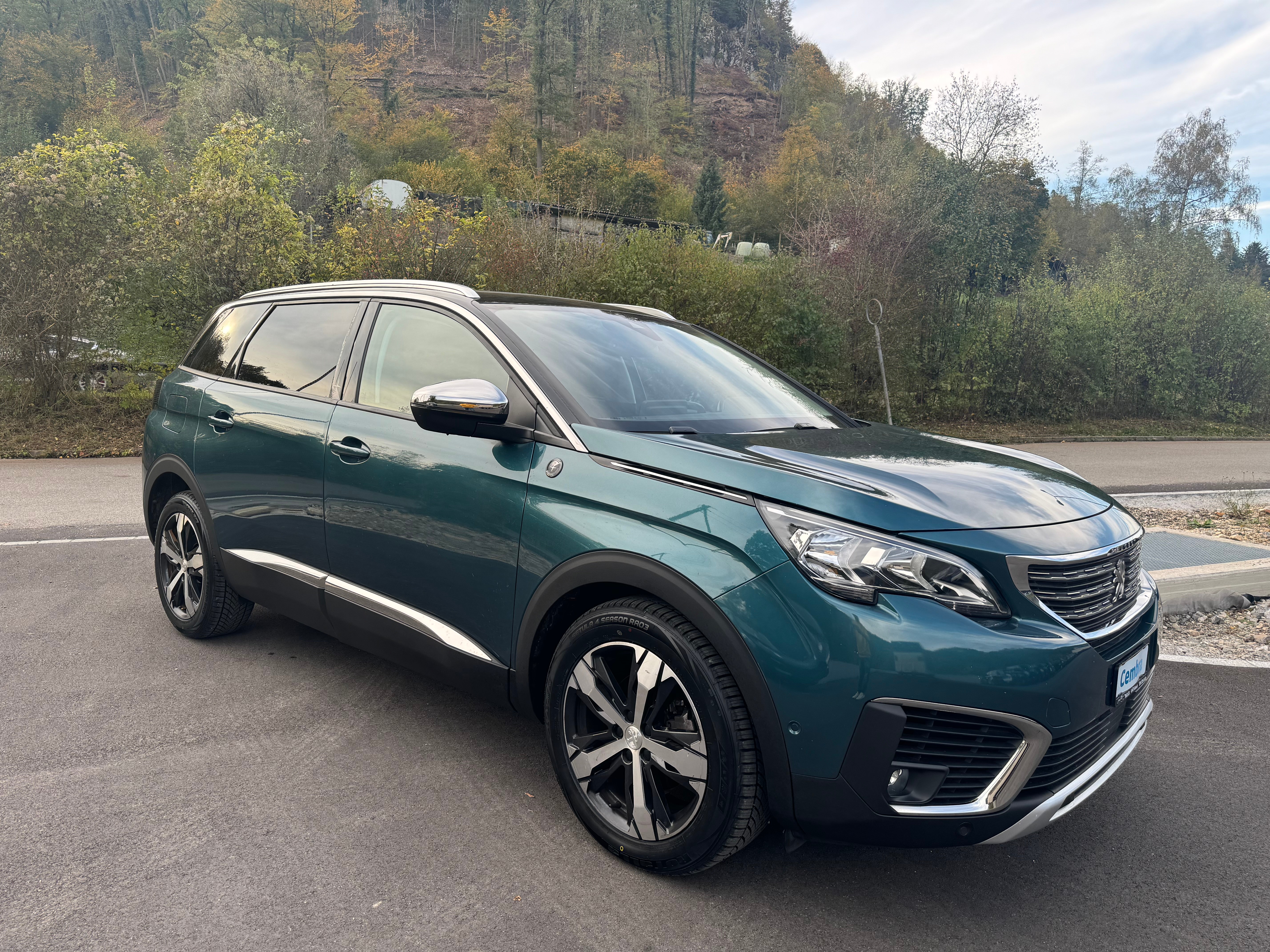 PEUGEOT 5008 1.6PureTech Crossway EAT8