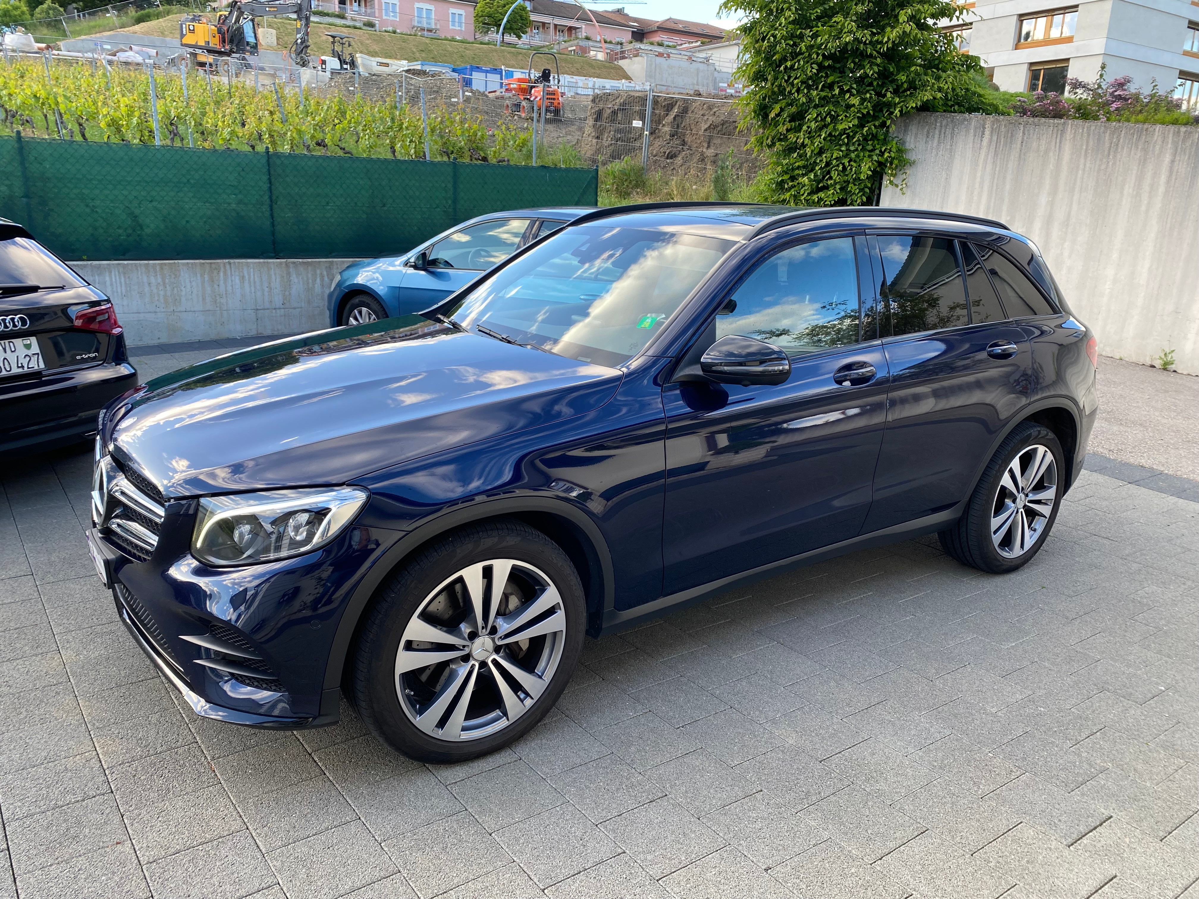 MERCEDES-BENZ GLC 250 AMG Line 4Matic 9G-Tronic