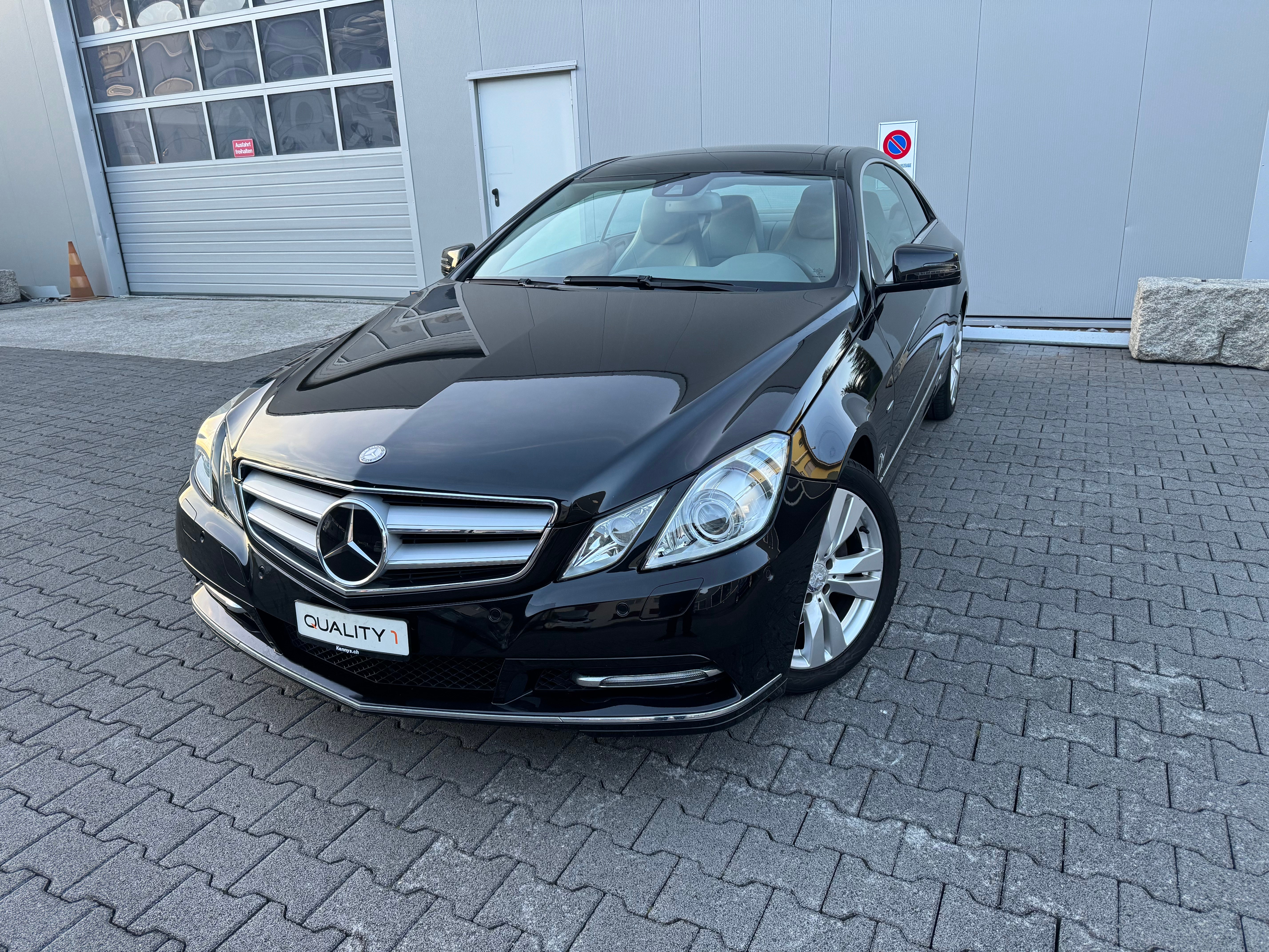 MERCEDES-BENZ E 250 CDI BlueEfficiency 7G-Tronic*NAVI*PANORAMA GLASDACH*