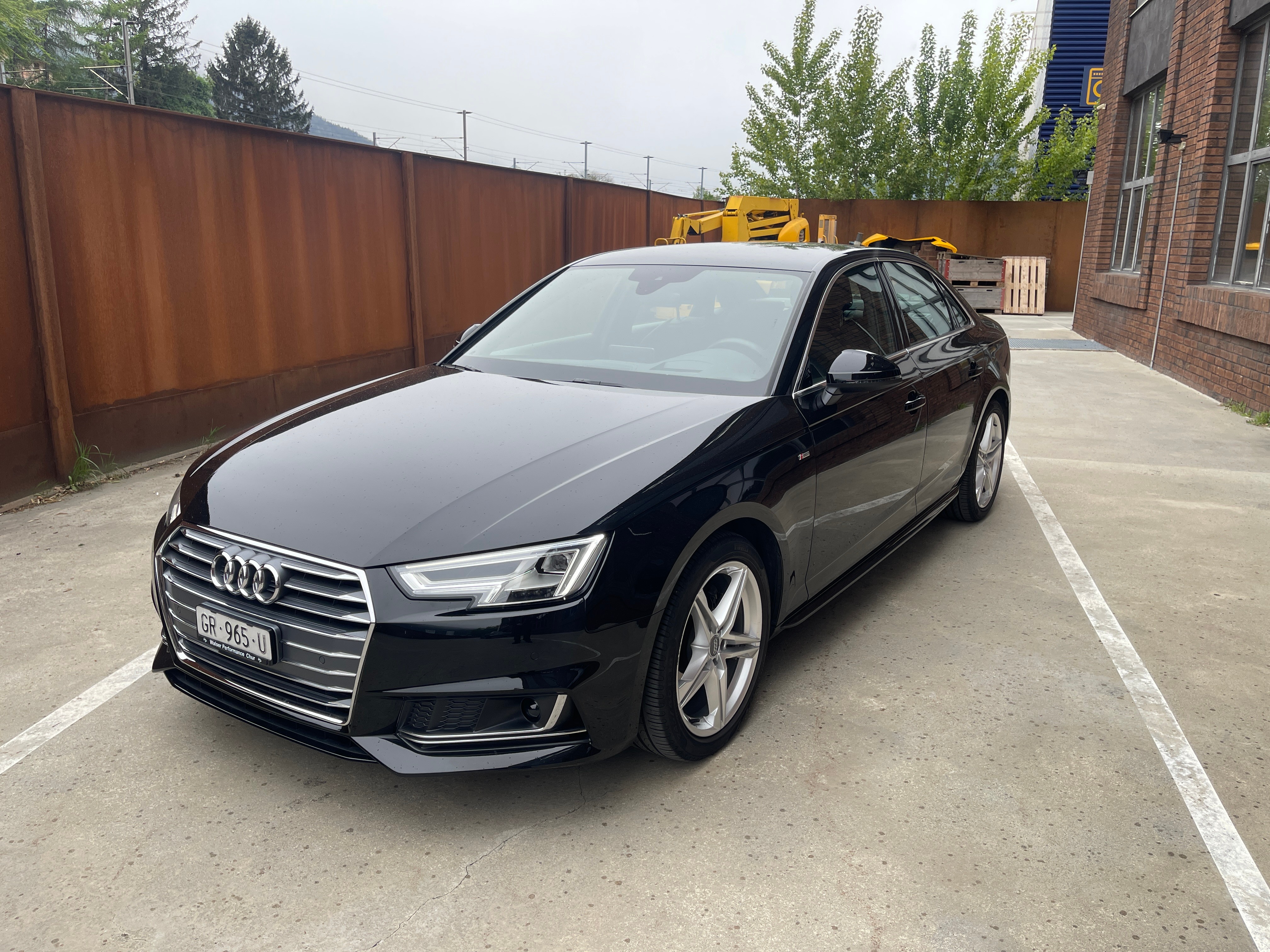 AUDI A4 2.0 TFSI Sport S-tronic