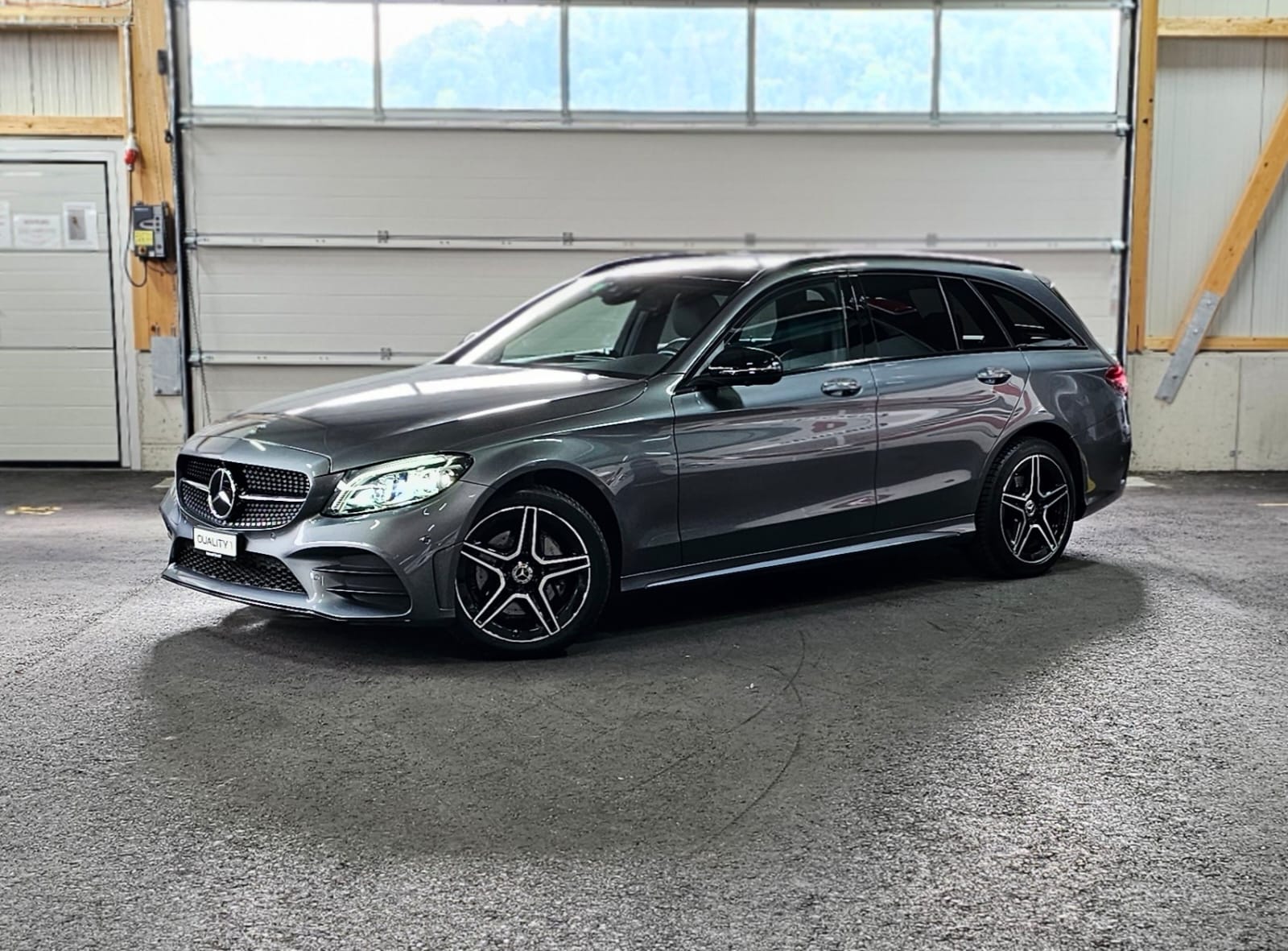 MERCEDES-BENZ C 220 d Swiss Star AMG Line 4M 9G-Tronic *CH Fahrzeug*