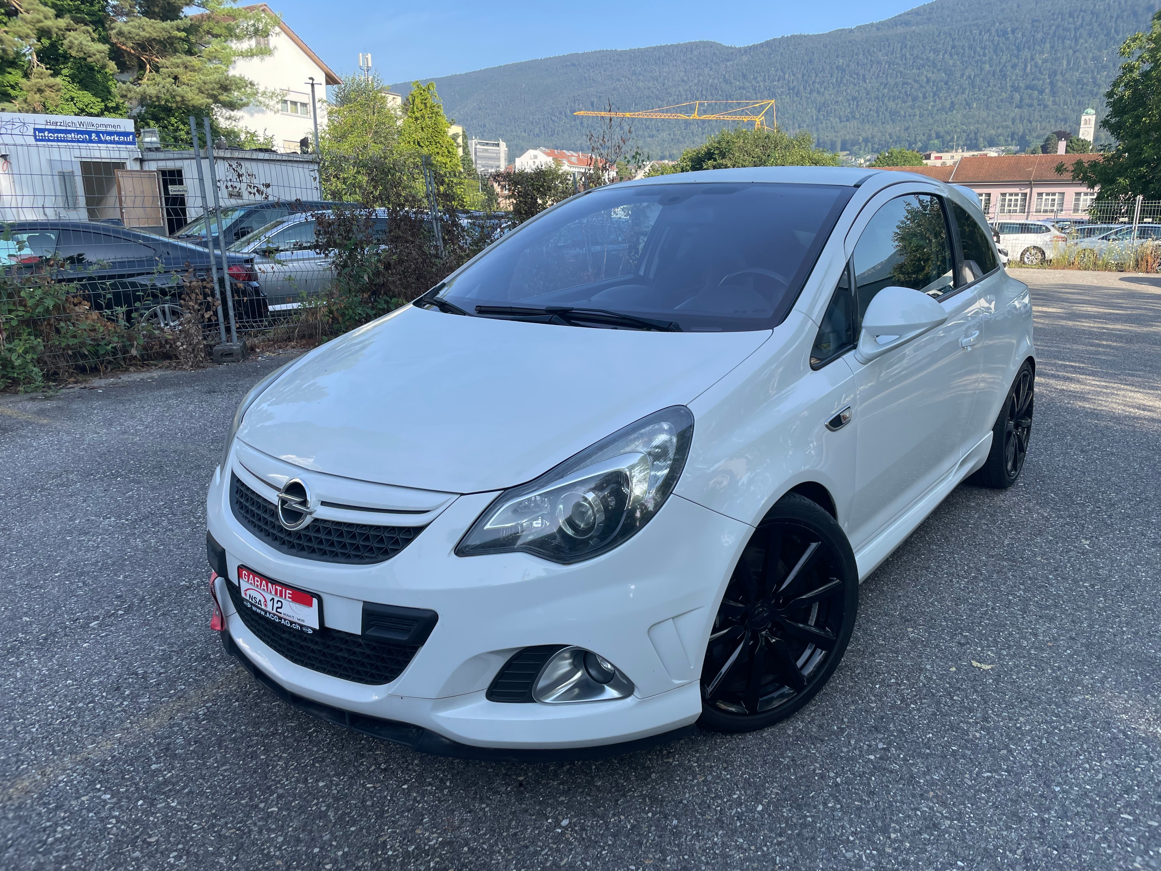 OPEL Corsa 1.6 Turbo OPC Nürburgring Edition * Leder * Navigation * Klima-auto * Sitzheizung * Alu