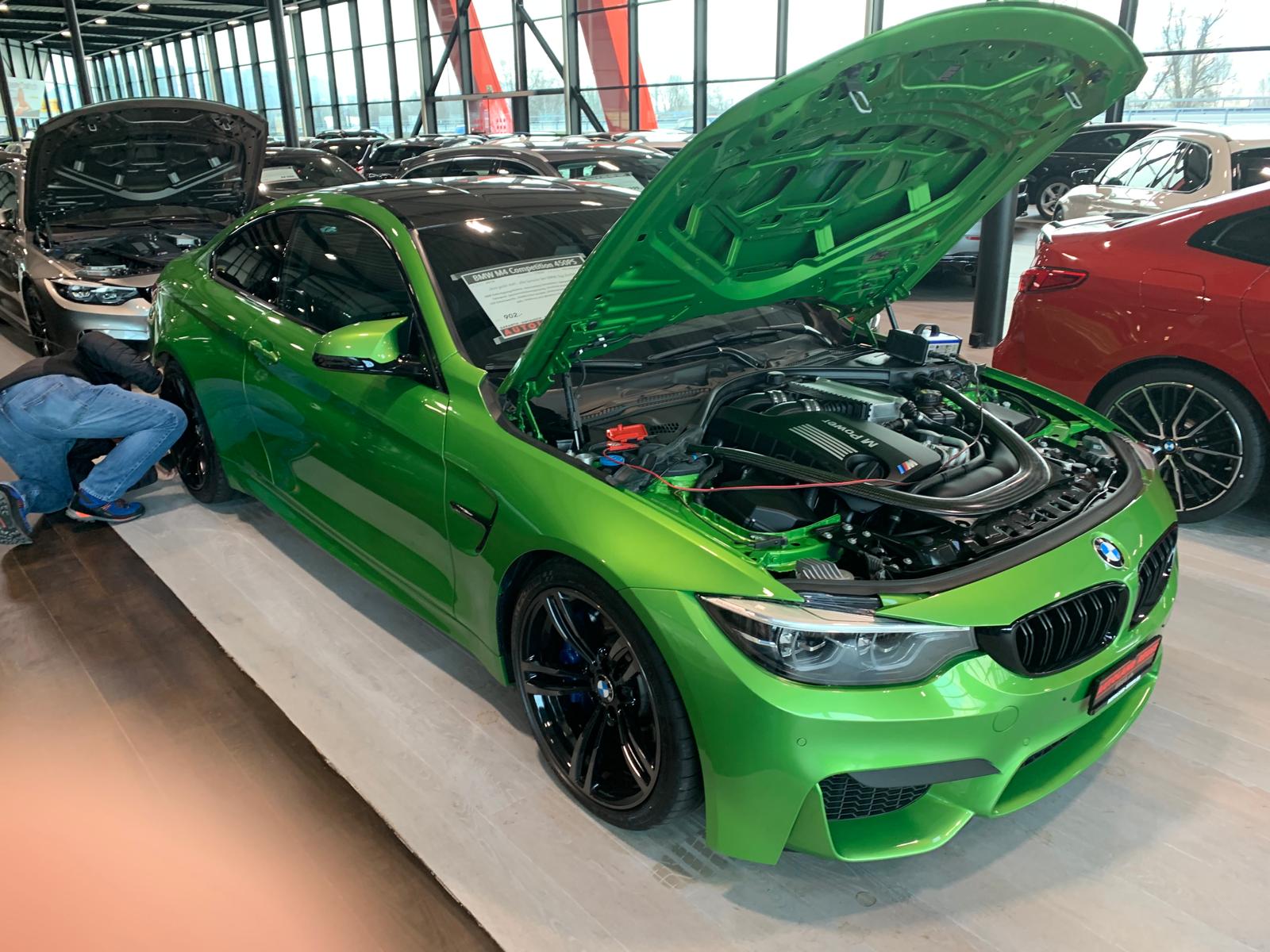 BMW M4 Coupé Competition DKG