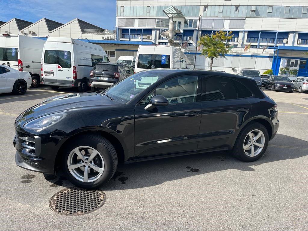 PORSCHE Macan PDK