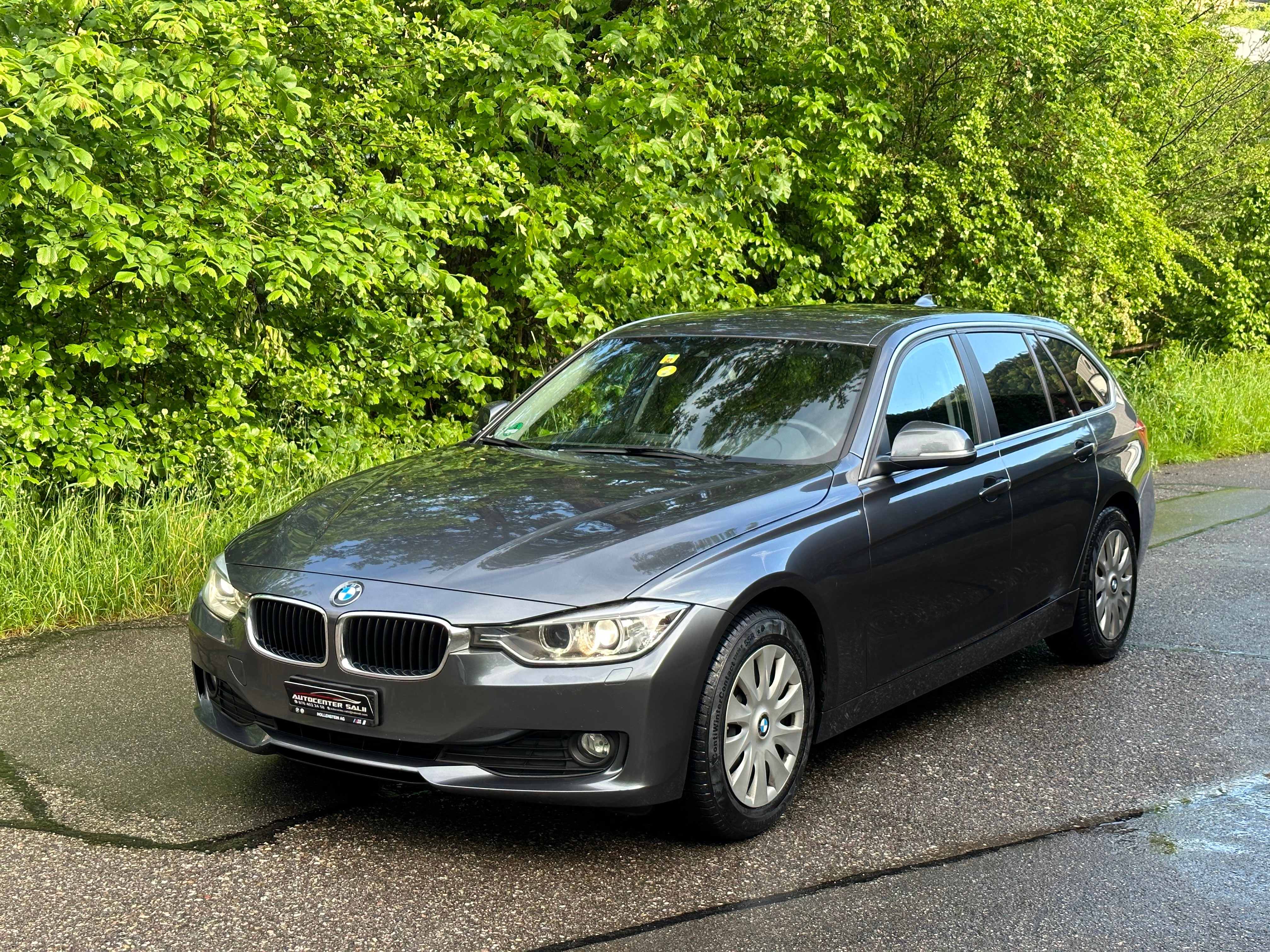 BMW 320d xDrive Touring Modern Line Steptronic