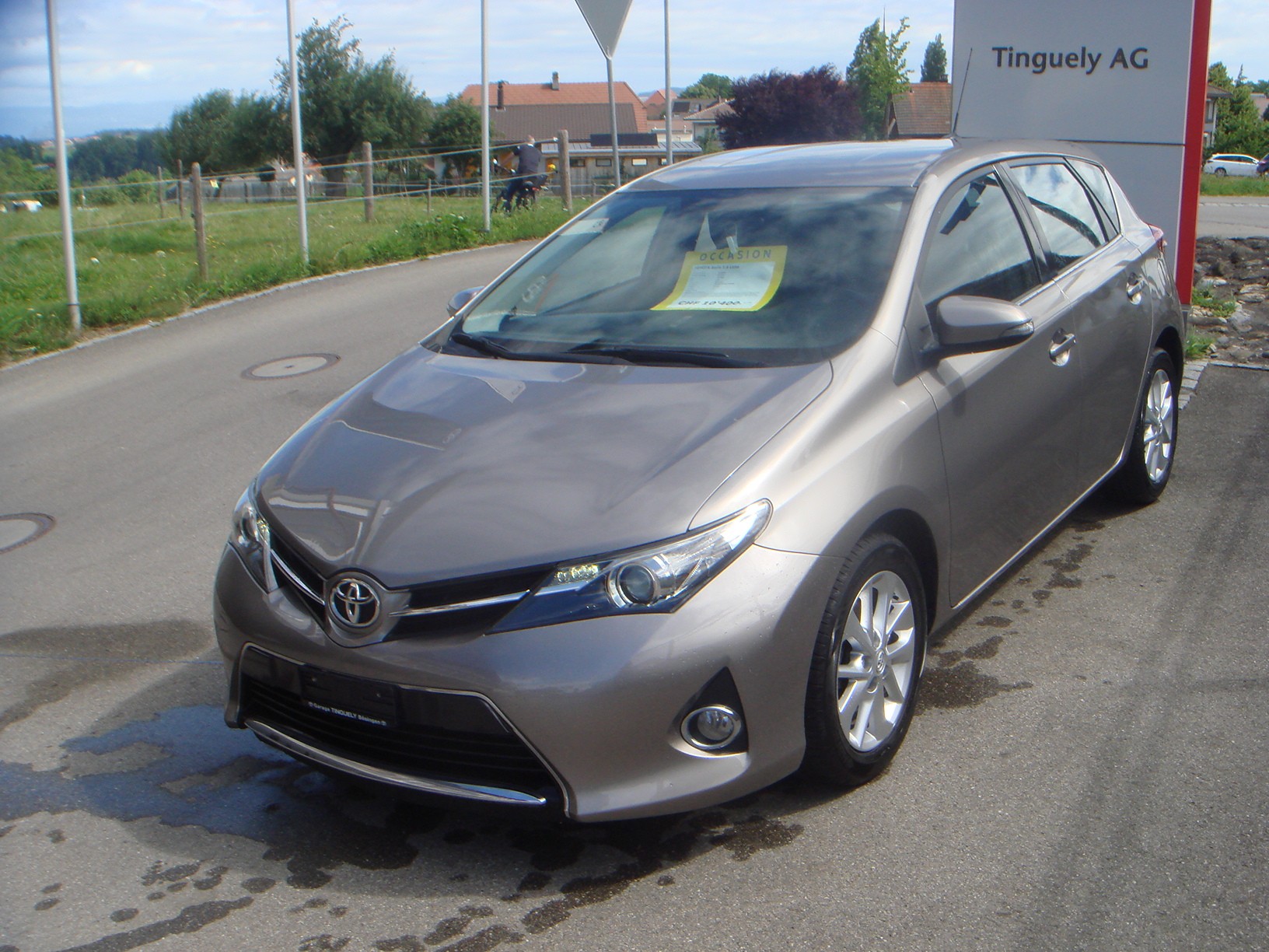 TOYOTA Auris 1.6 Luna