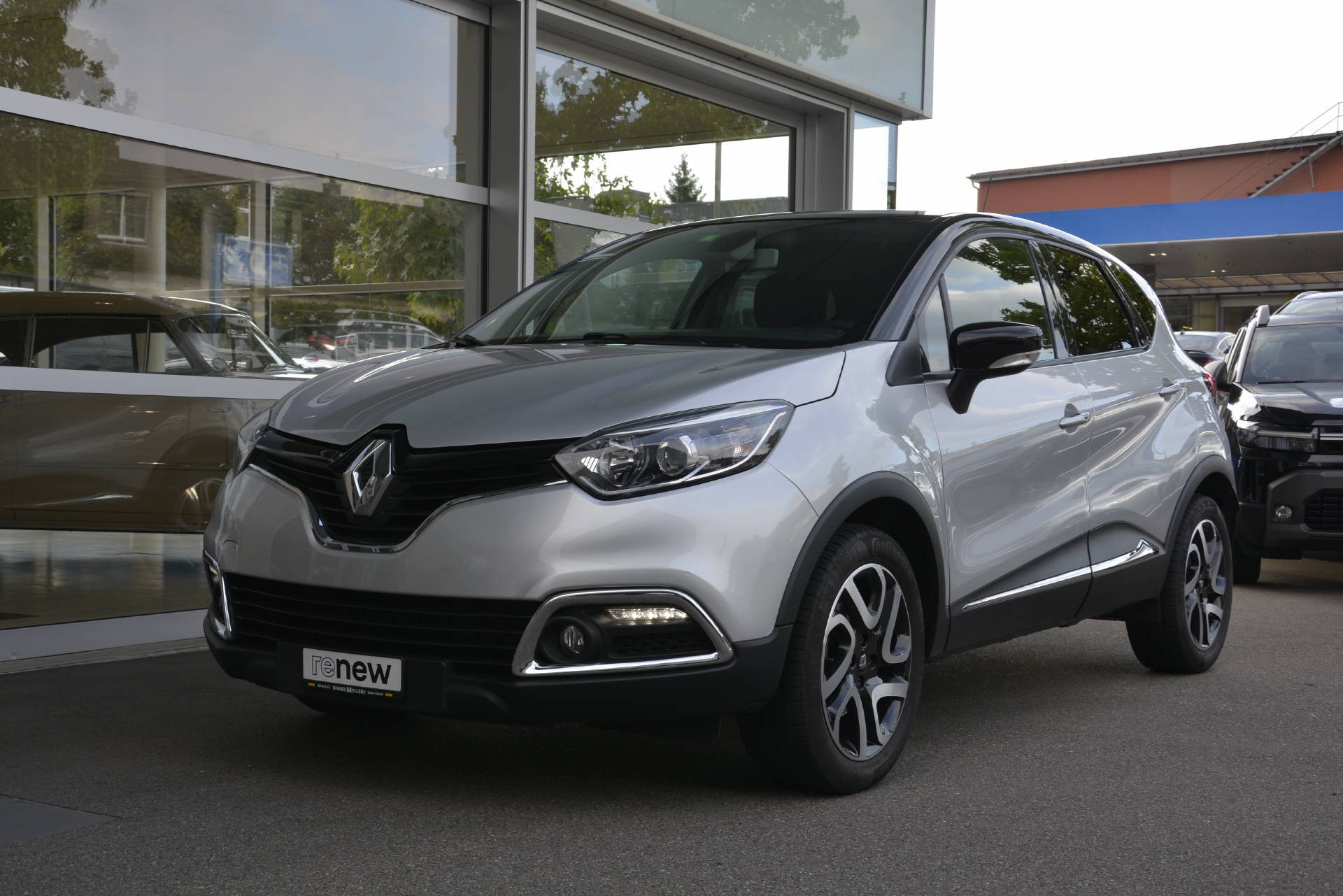 RENAULT Captur 1.2 TCe Privilege Automat