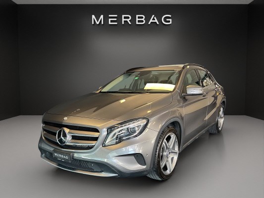 MERCEDES-BENZ GLA 250 Style 4Matic