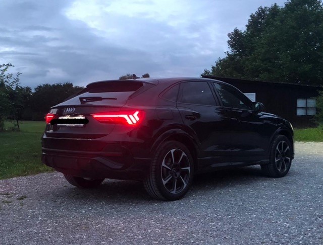 AUDI Q3 Sportback 35 TDI S line Attraction quattro