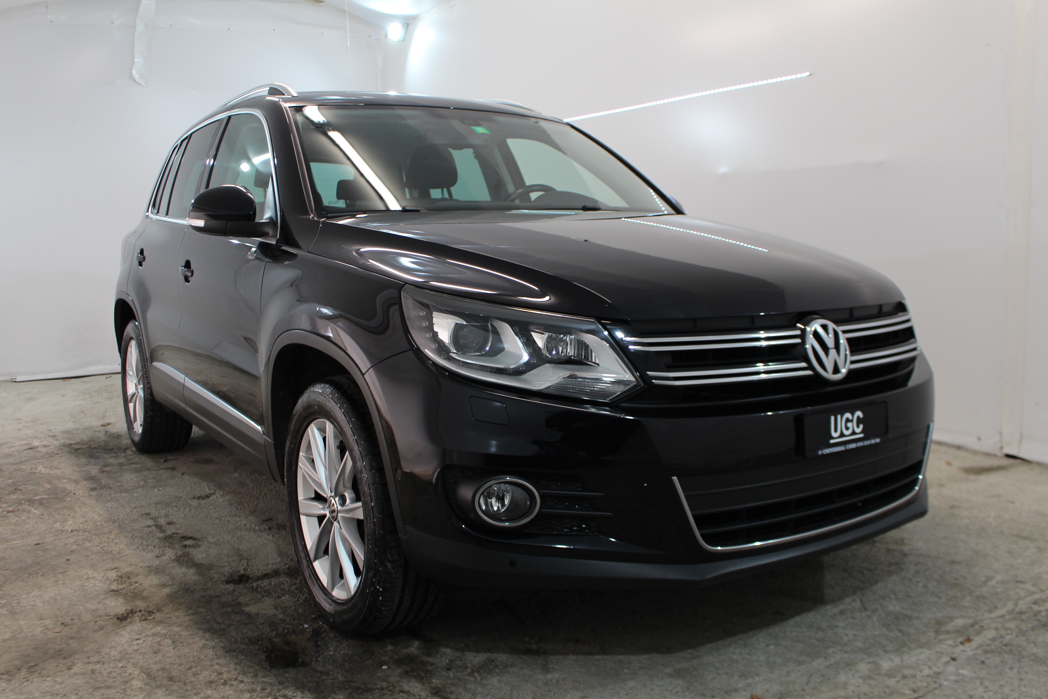 VW Tiguan 2.0 TSI 65th Edition 4Motion DSG