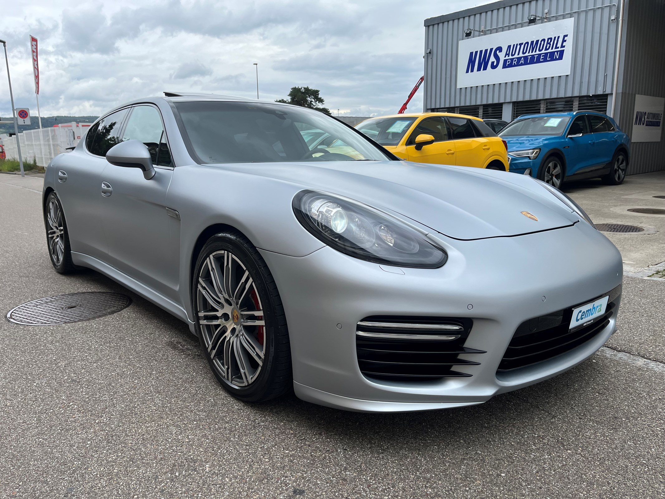 PORSCHE Panamera GTS 4.8 PDK