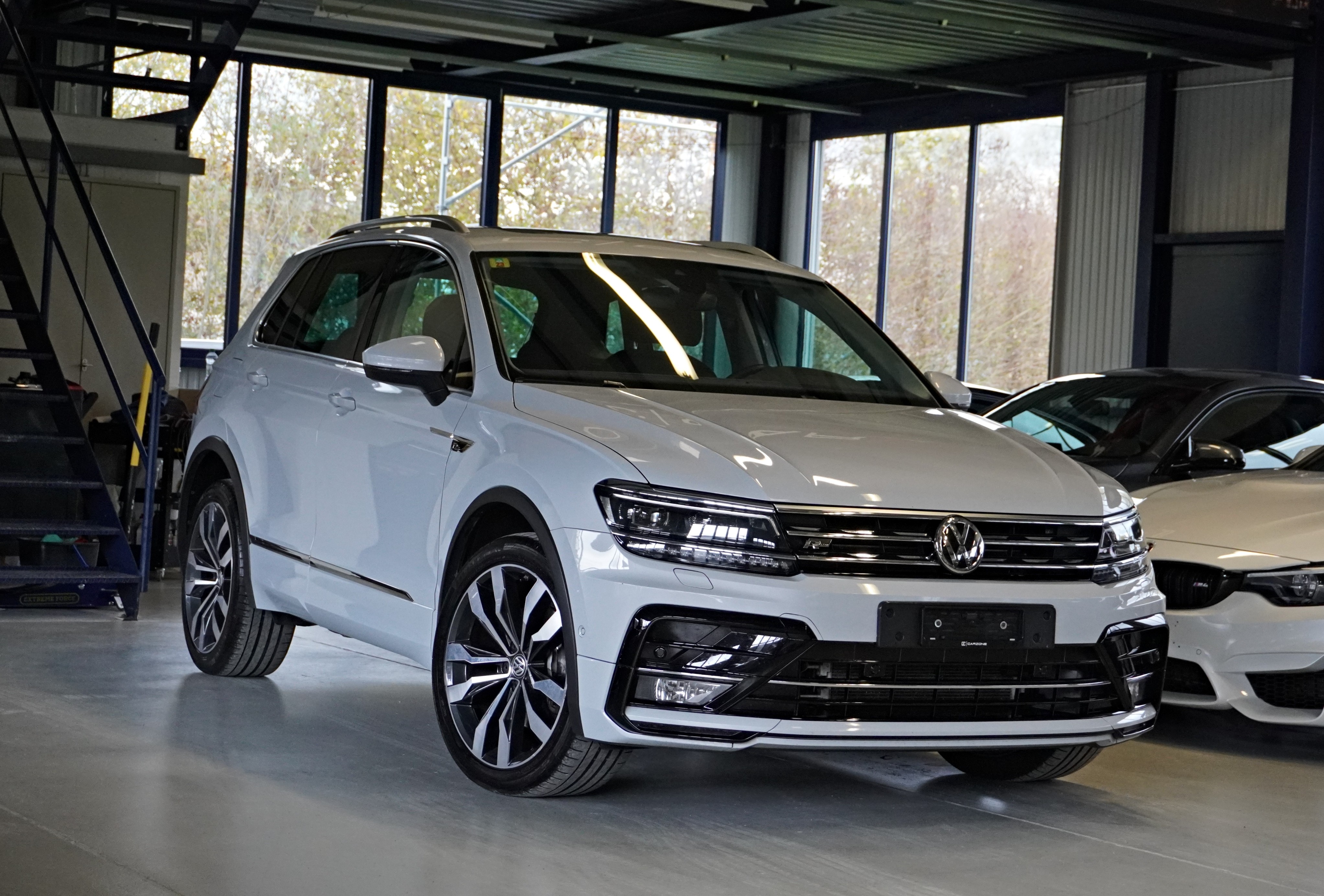 VW Tiguan 2.0TSI Highline 4Motion DSG R-LINE