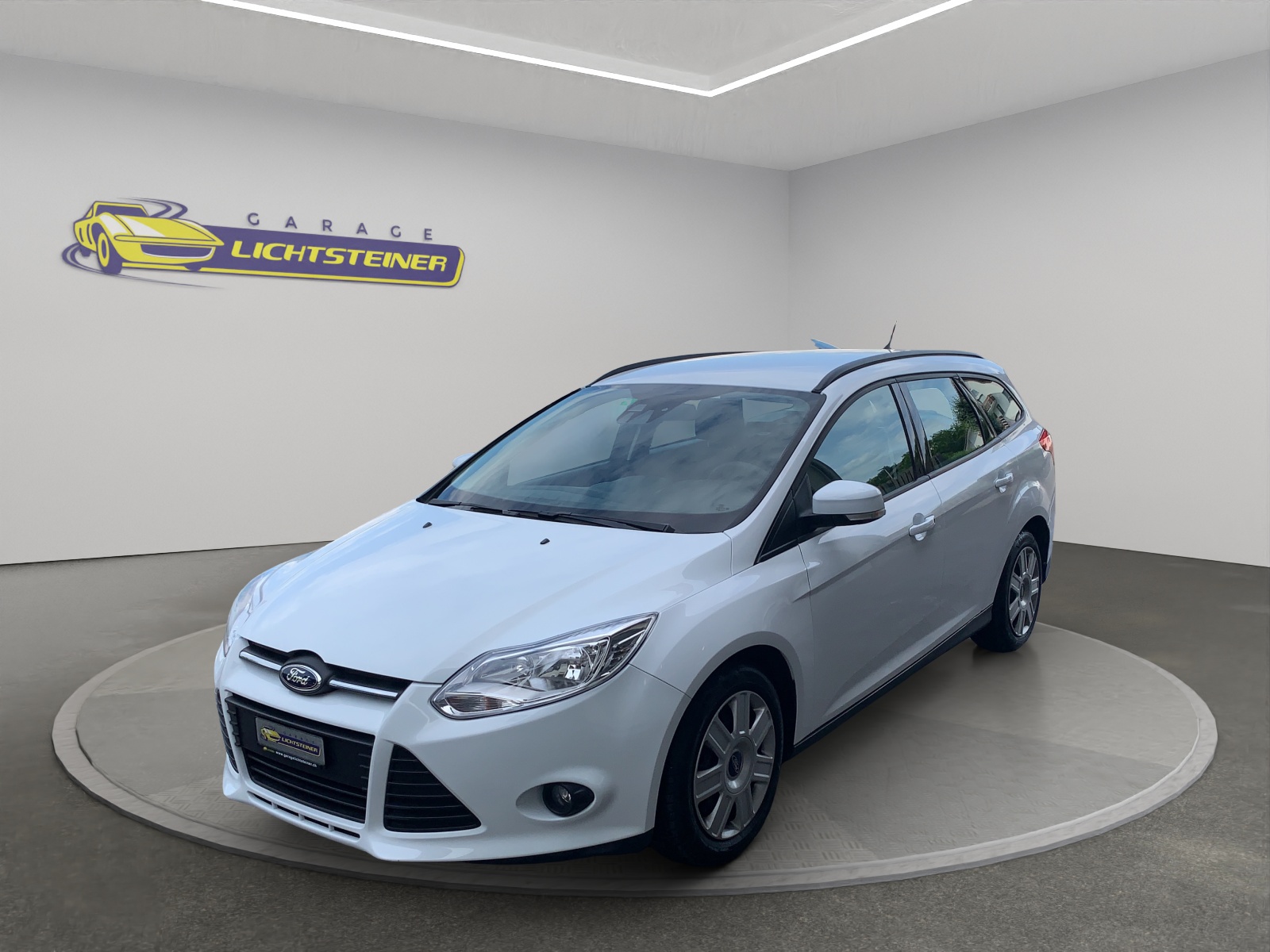 FORD Focus 1.0 SCTi Carving