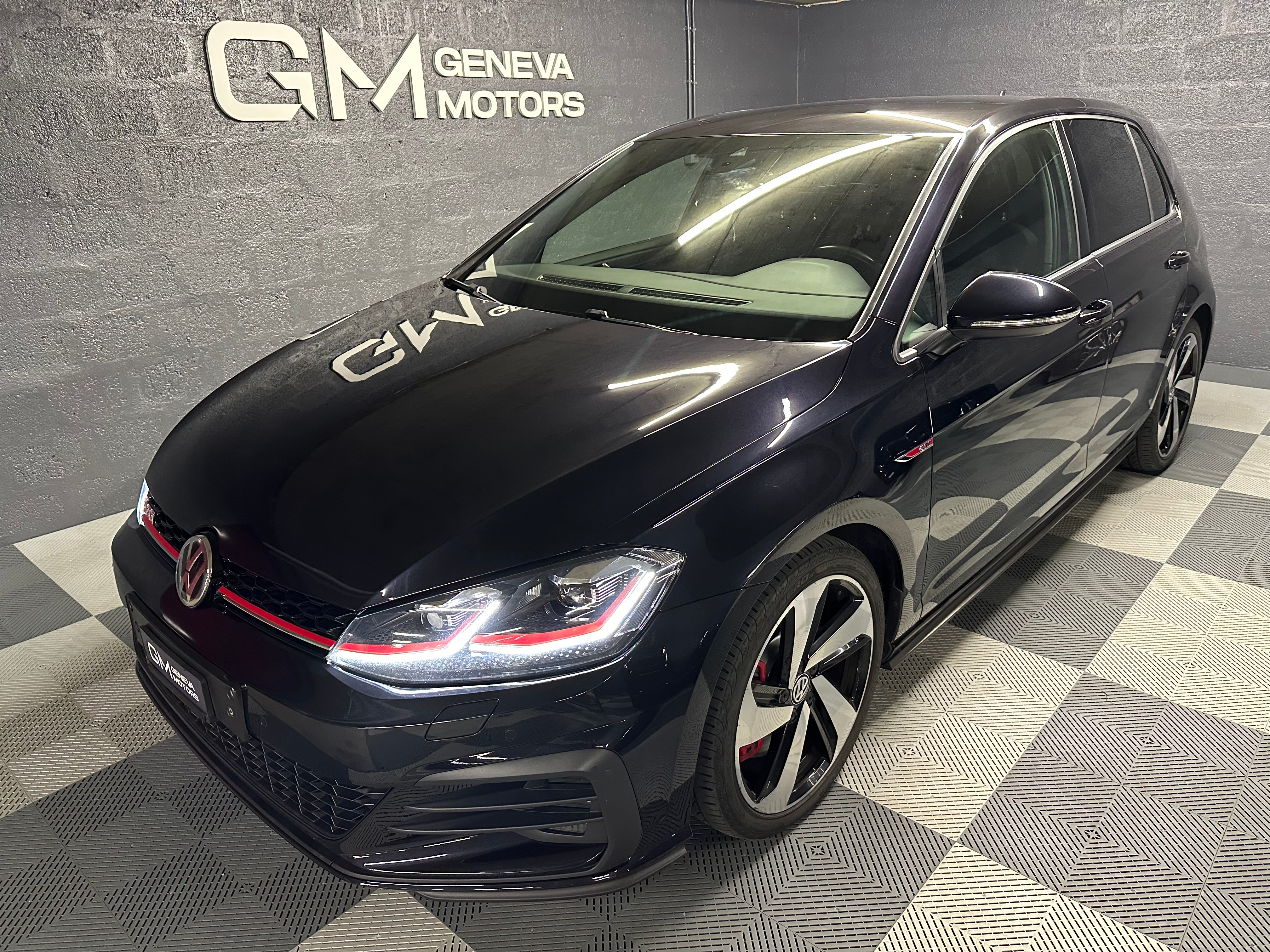 VW Golf 2.0 TSI GTI Performance DSG