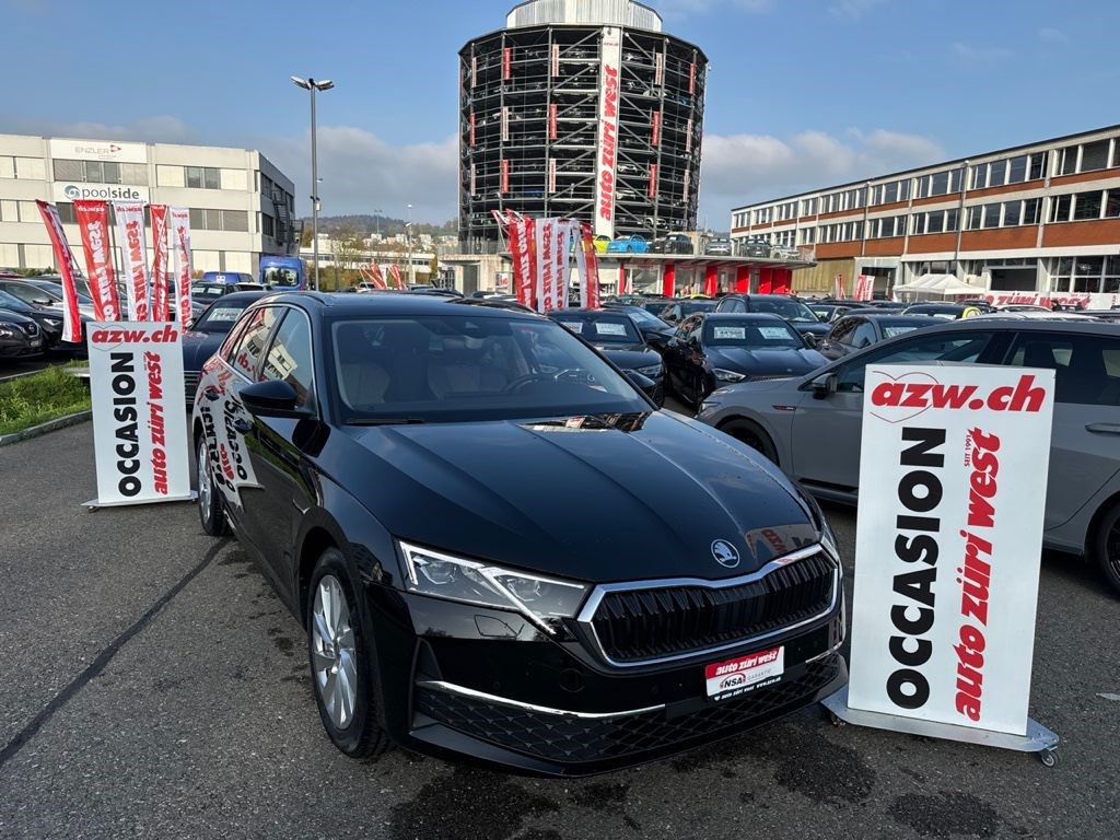 SKODA Octavia Combi 1.5 TSI mHEV DSG Selection