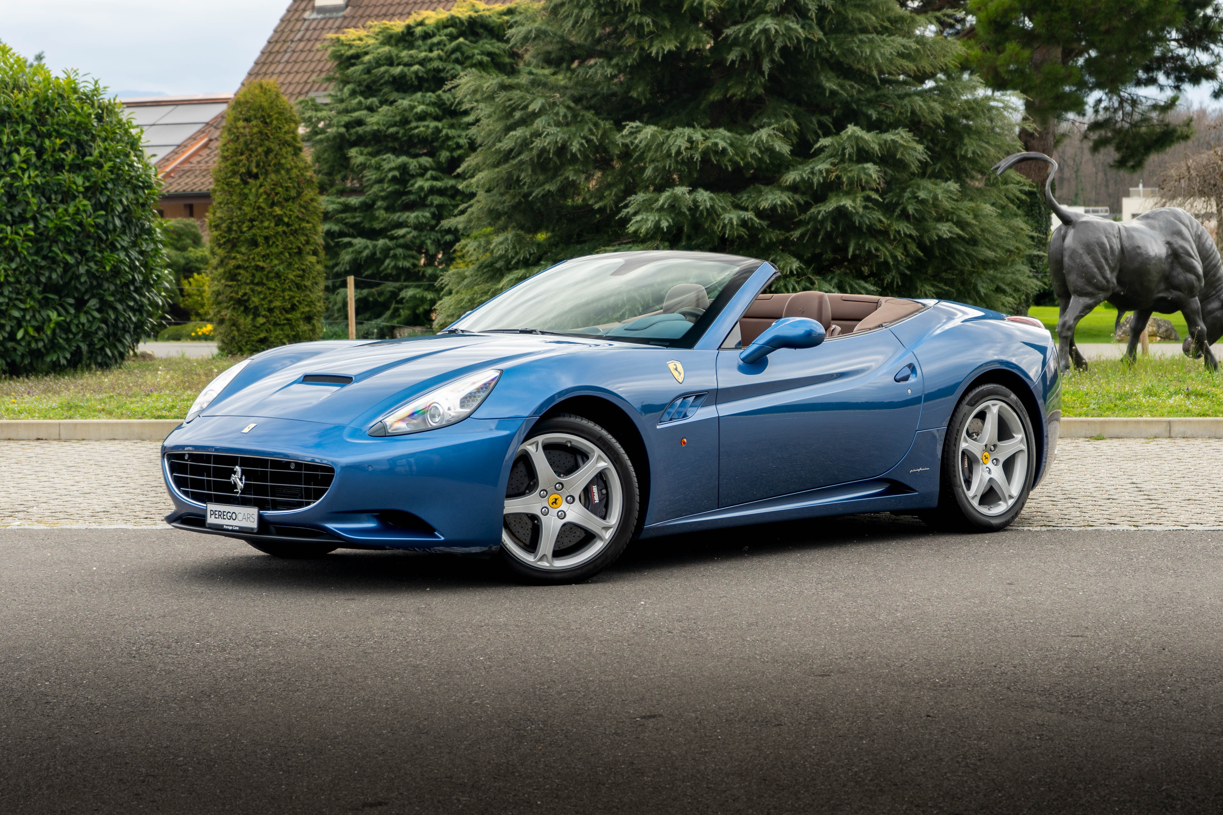 FERRARI California 4.3 V8