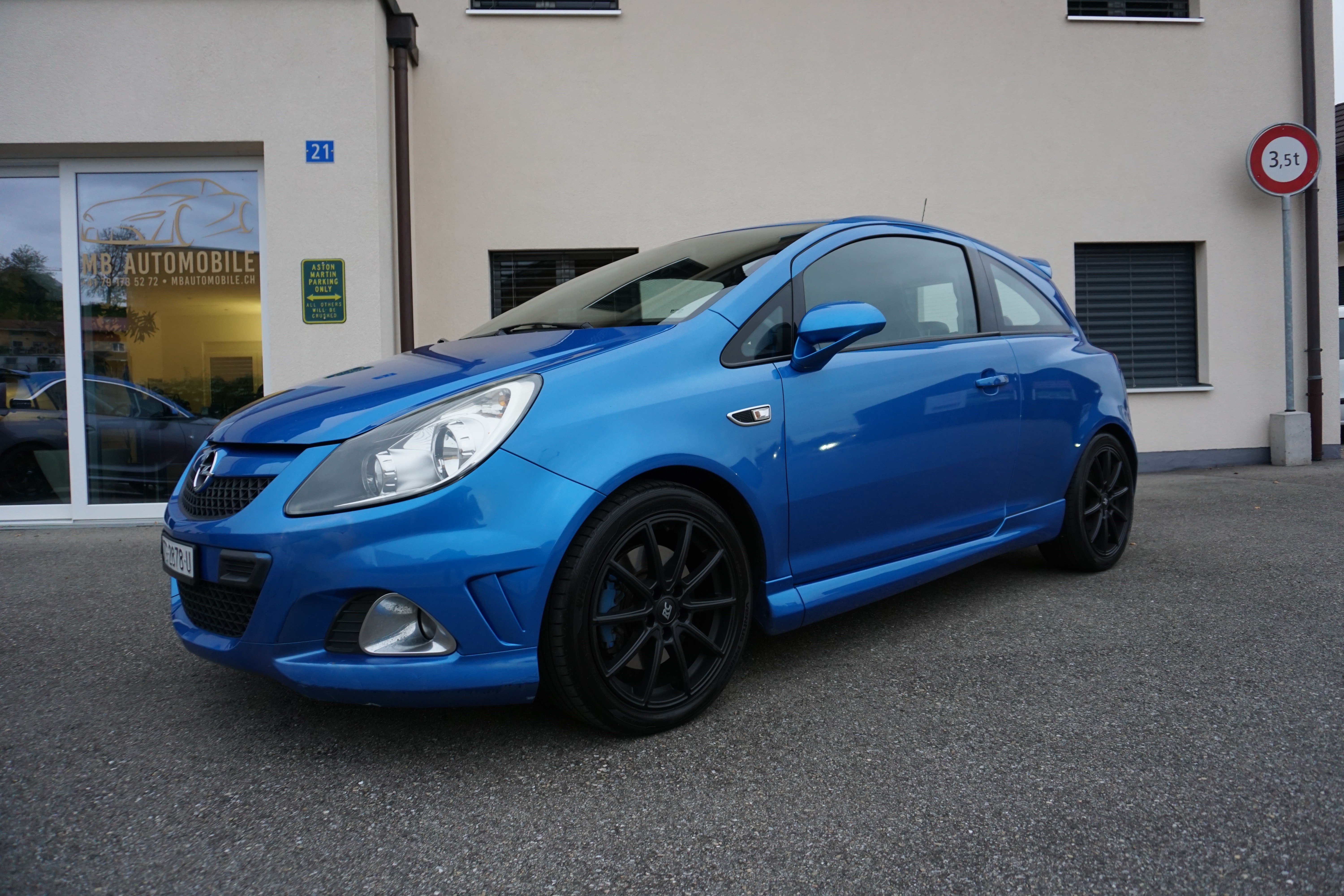 OPEL Corsa 1.6 Turbo OPC