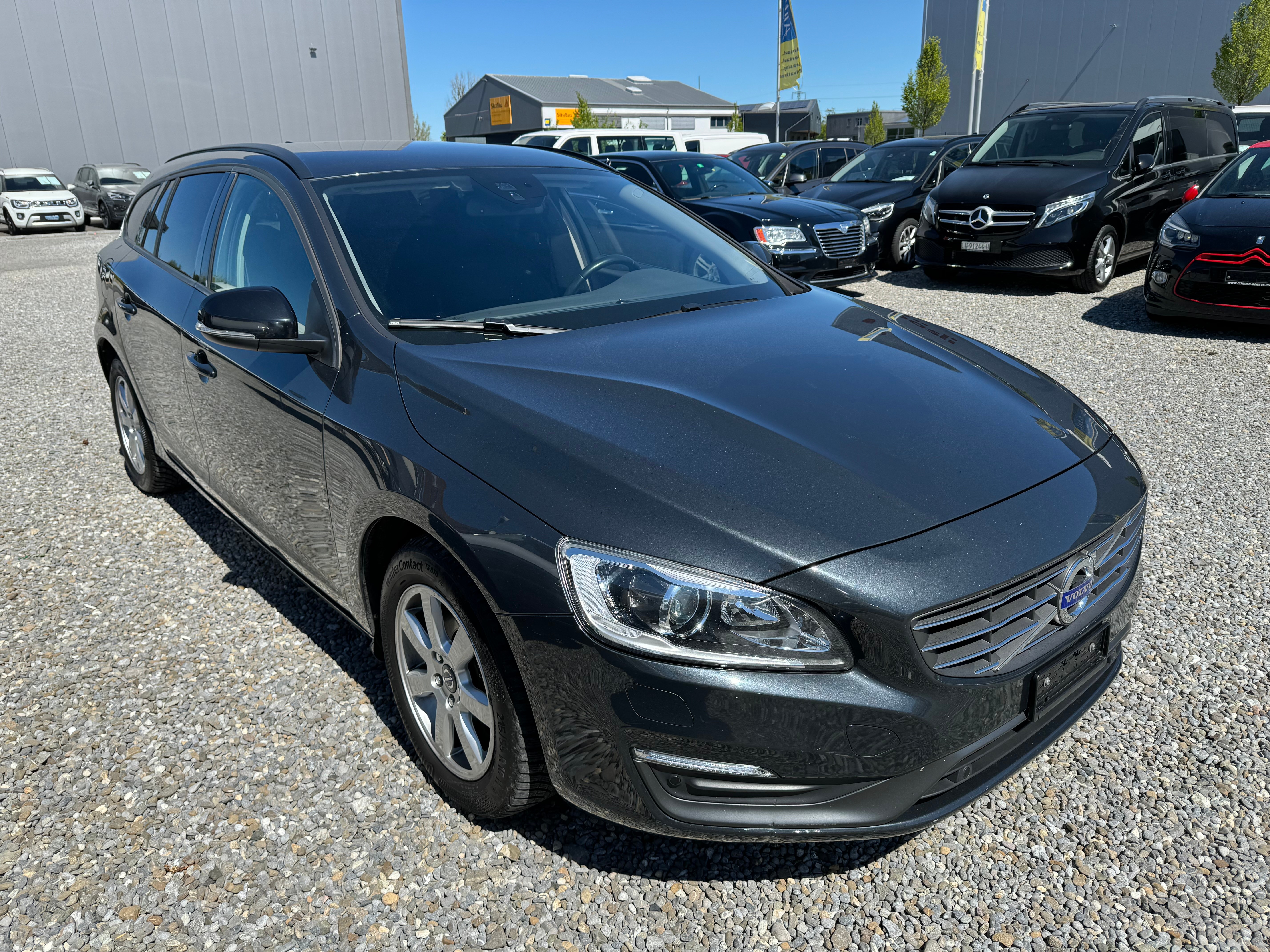 VOLVO V60 D4 AWD Momentum Geartronic