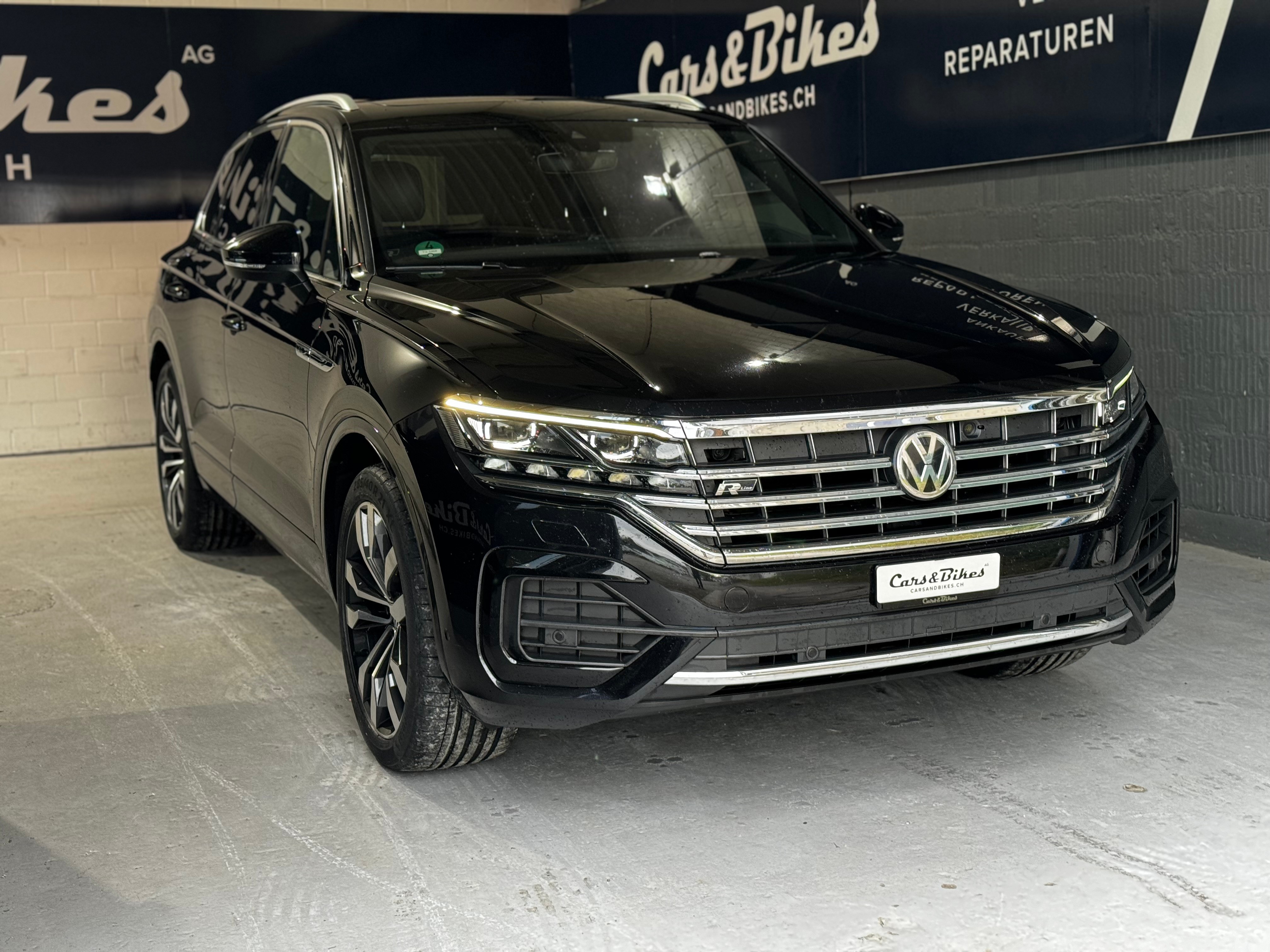 VW Touareg 3.0 TDI R Line Tiptronic