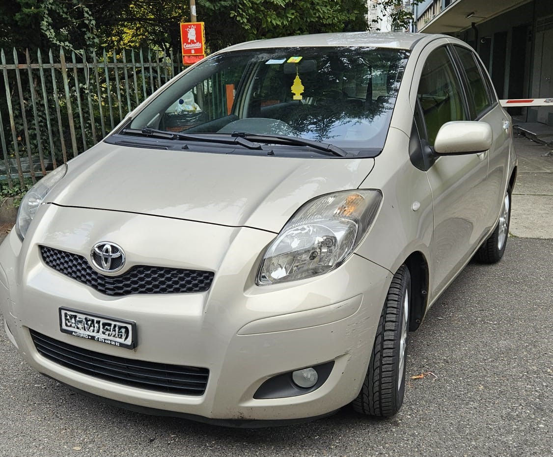 TOYOTA Yaris 1.33 Linea Sol