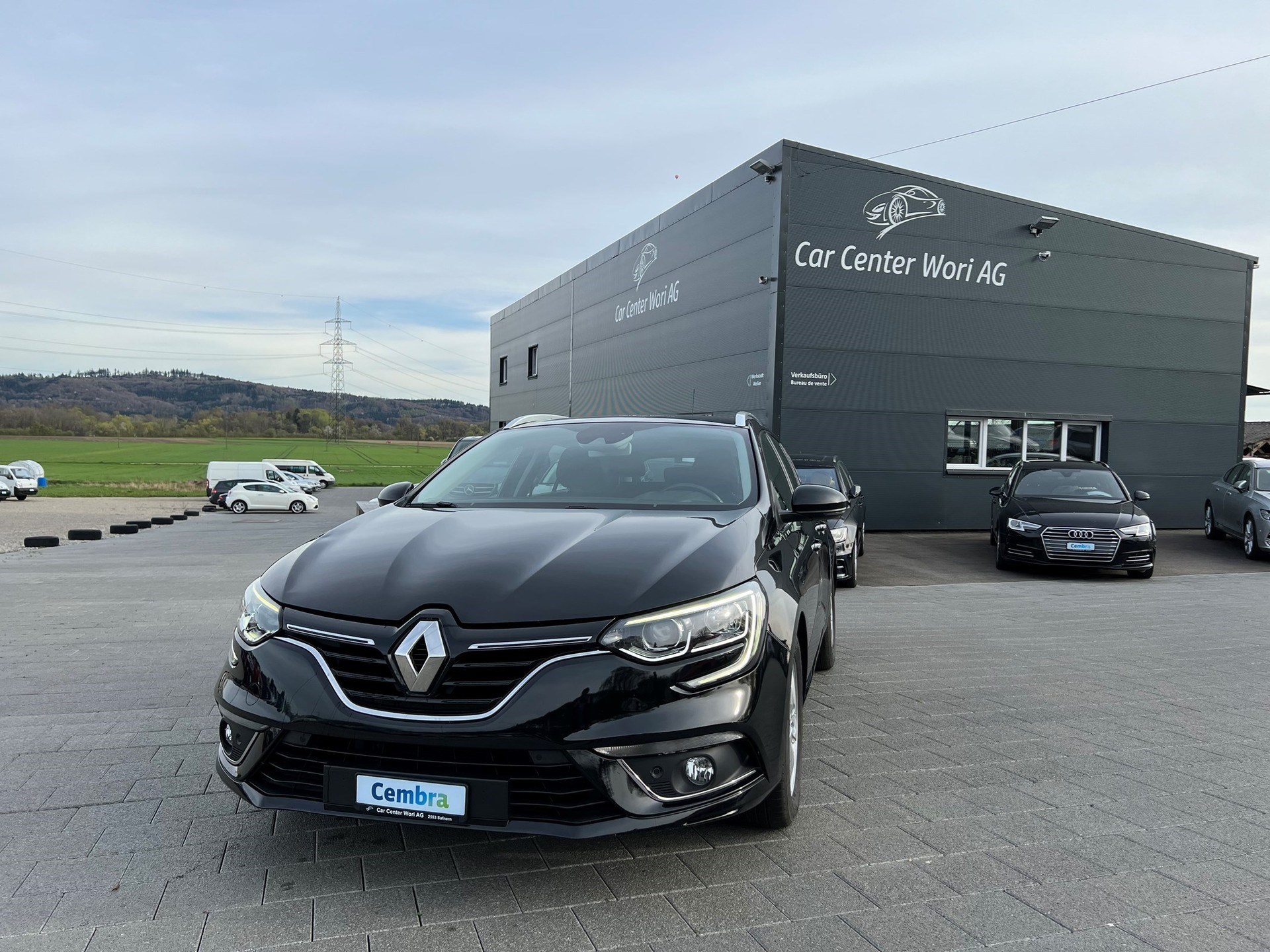 RENAULT Mégane Grandtour 1.2 16V Turbo Zen EDC