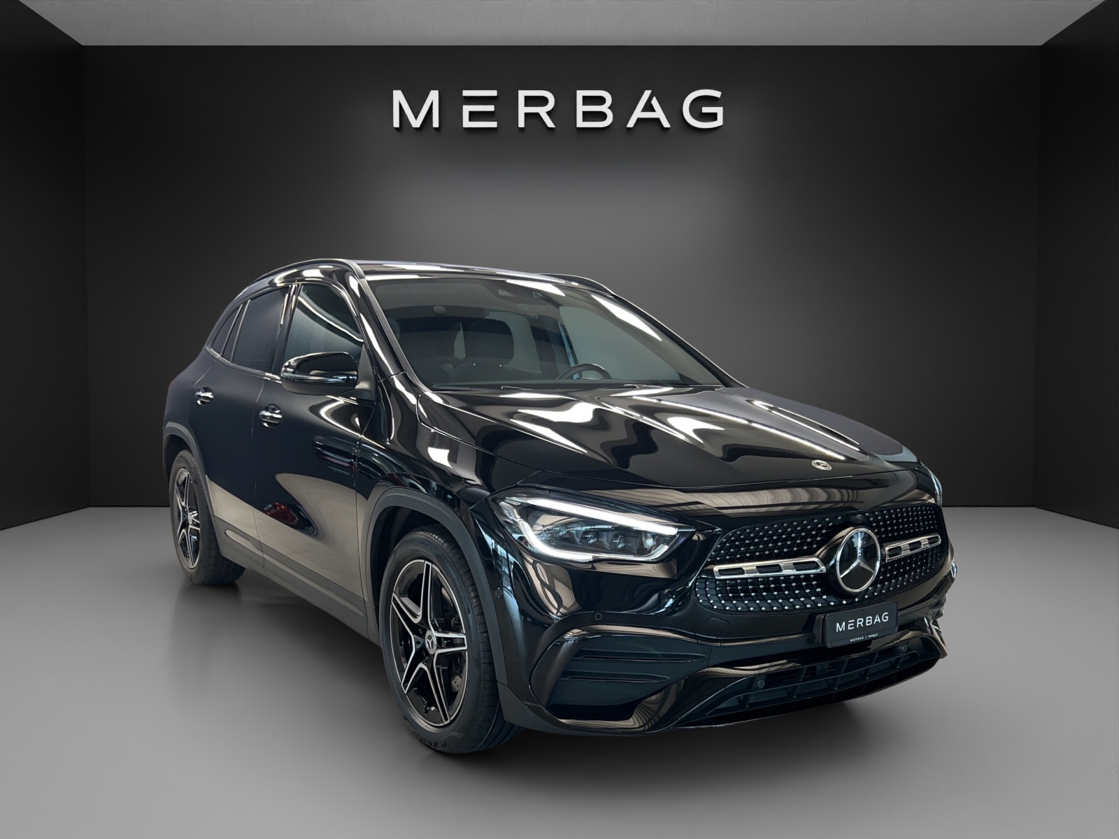 MERCEDES-BENZ GLA 220d AMG Line 4Matic