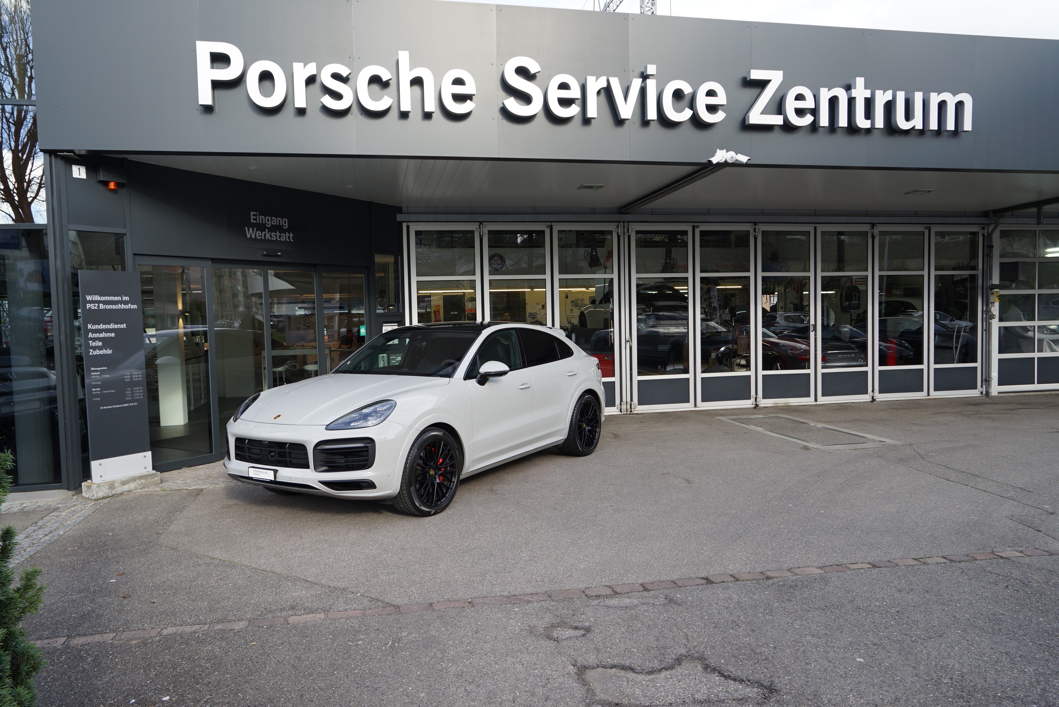 PORSCHE Cayenne GTS Coupé