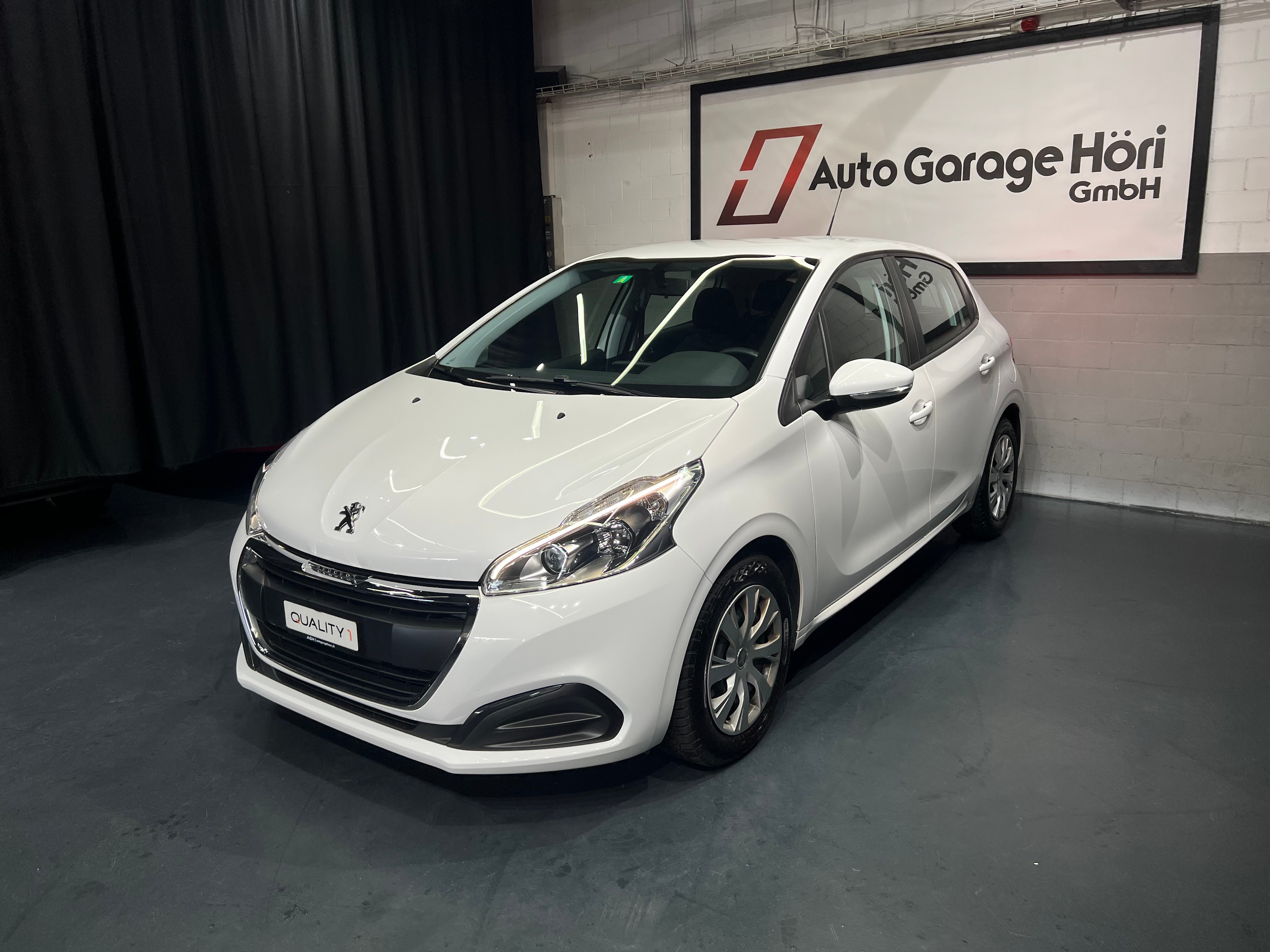 PEUGEOT 208 1.5 BlueHDi Active