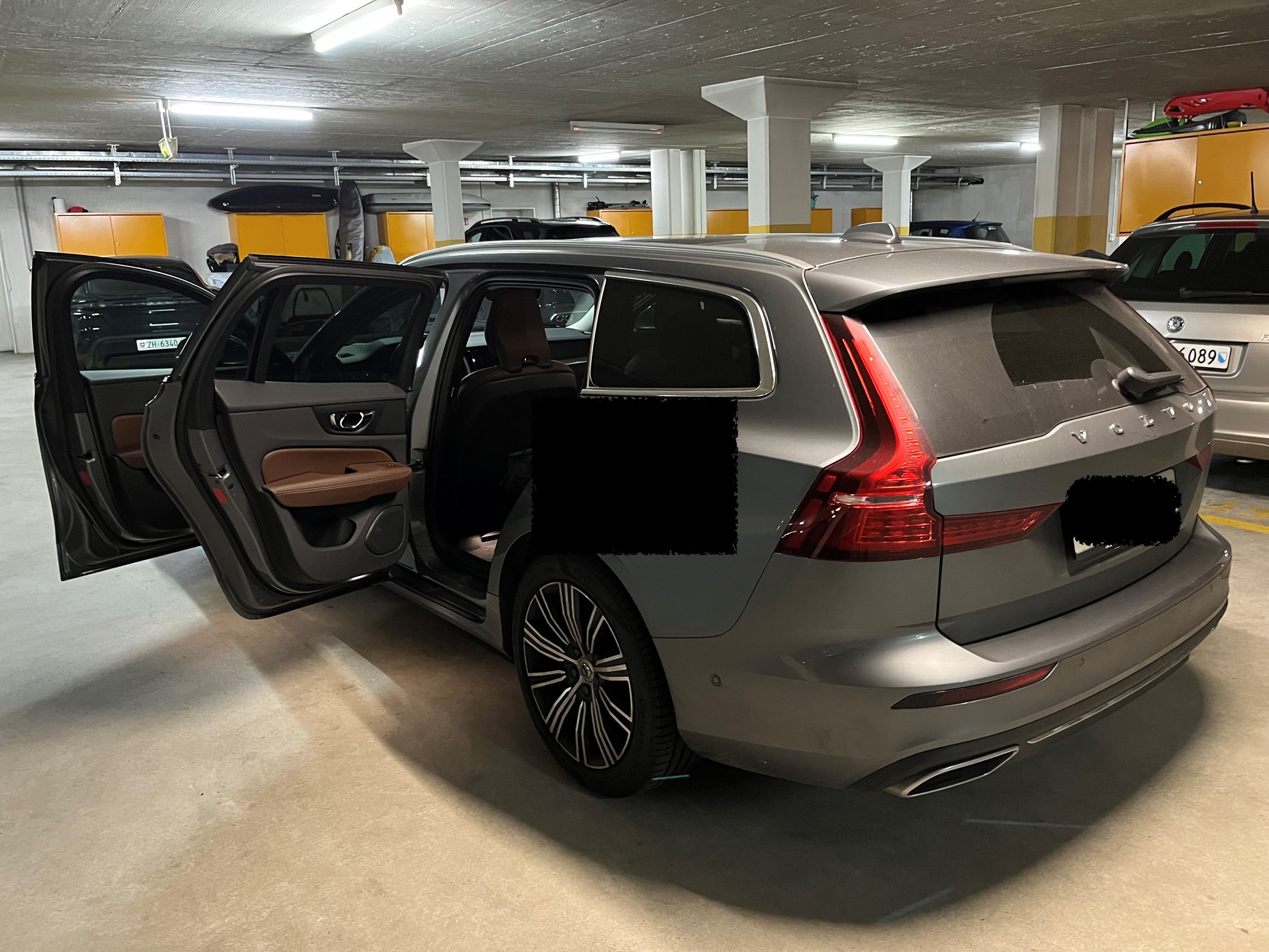 VOLVO V60 D4 AWD