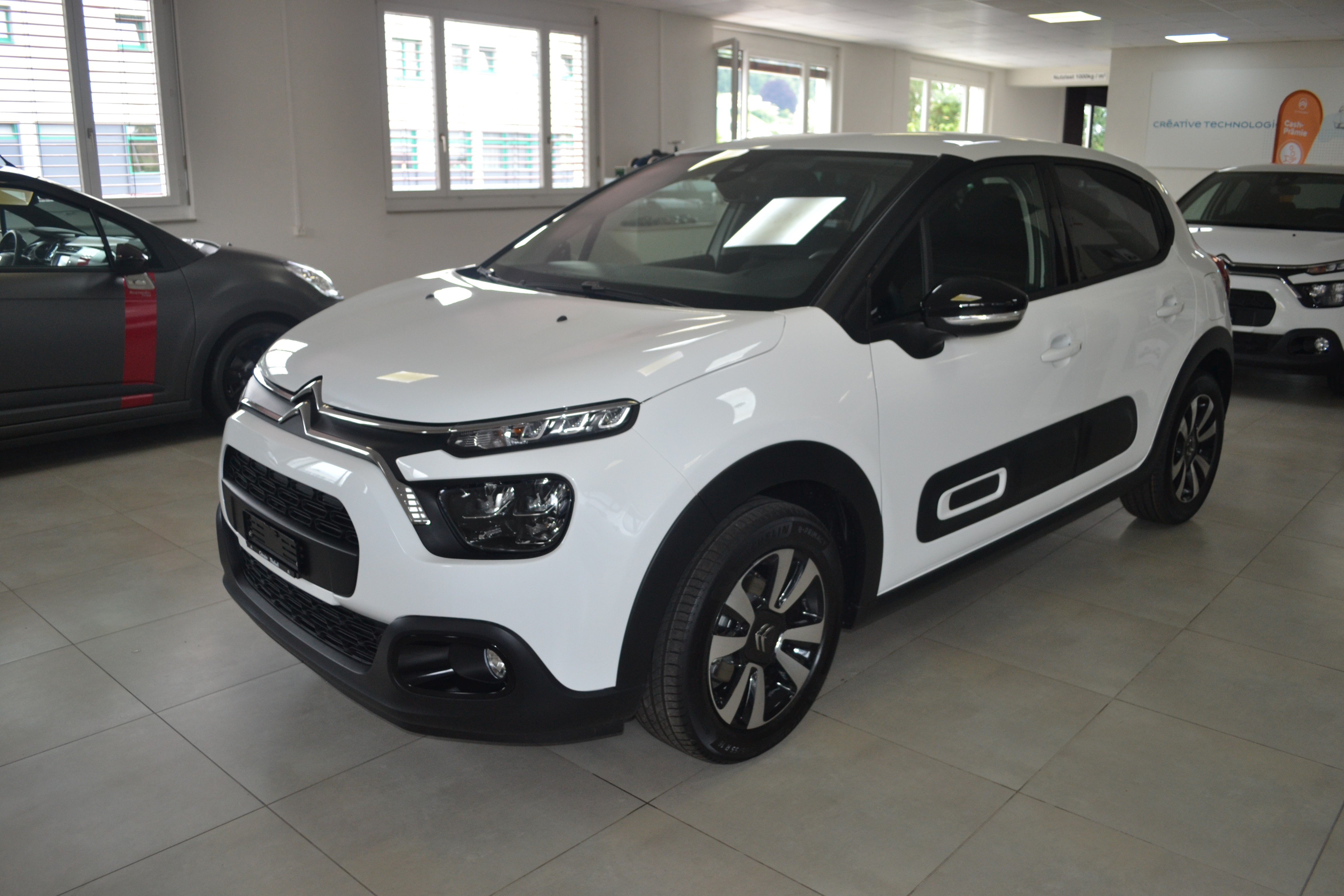 CITROEN C3 1.2i PureTech Swiss Edition EAT6