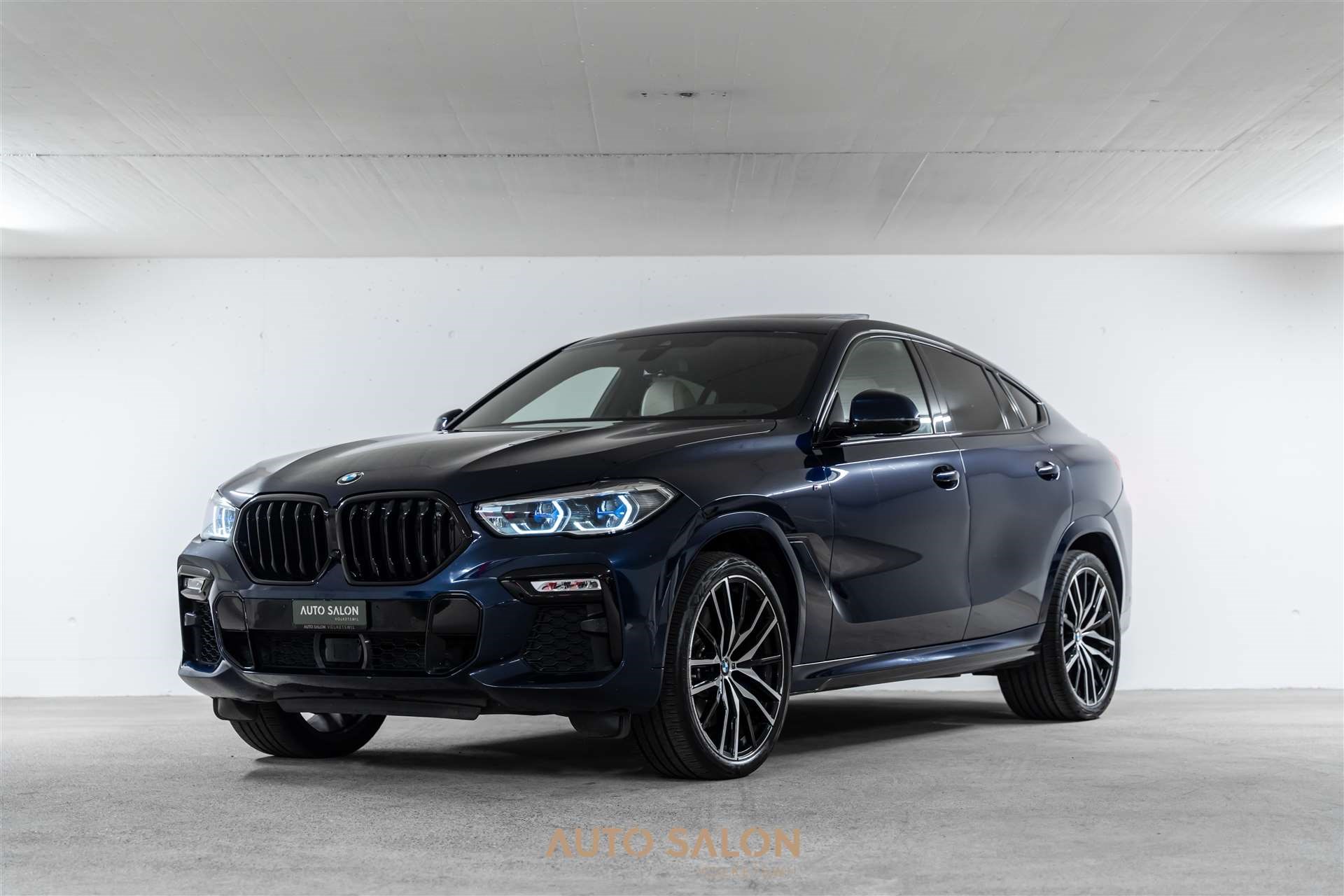 BMW X6 M50i Steptronic