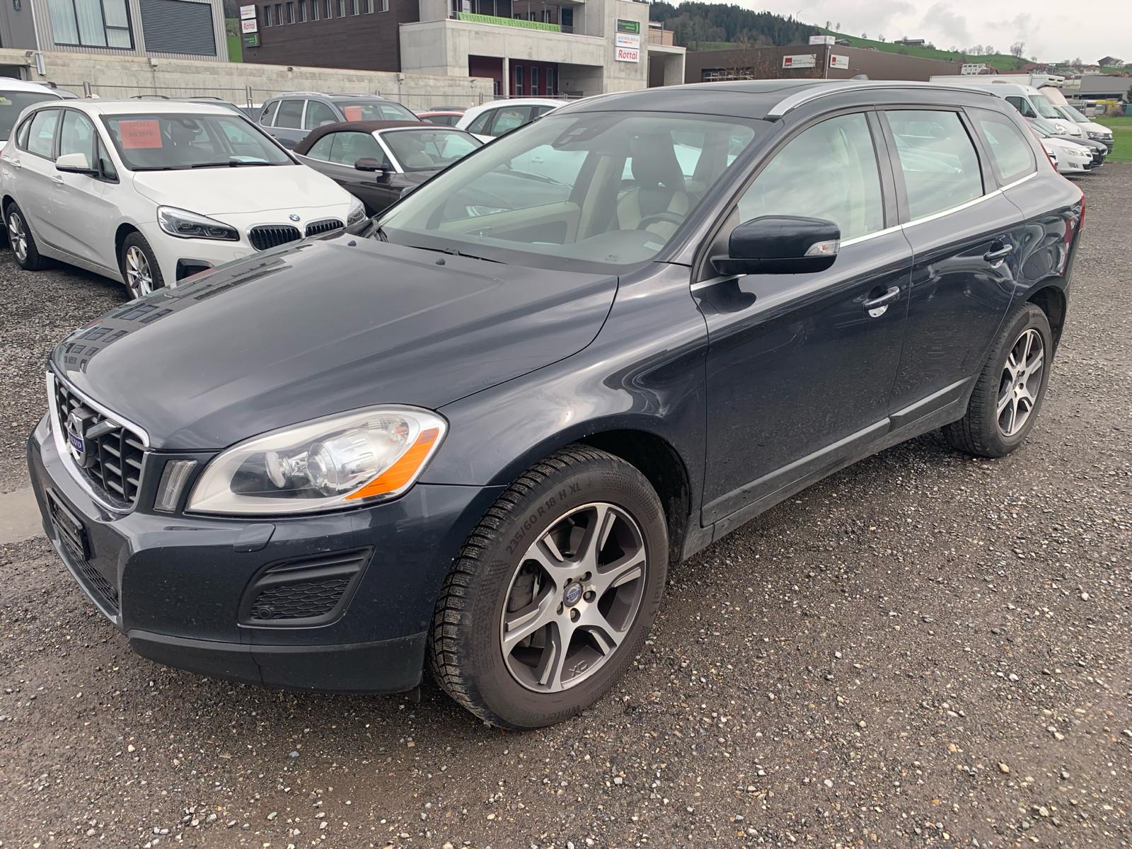 VOLVO XC60 D5 AWD Summum Geartronic