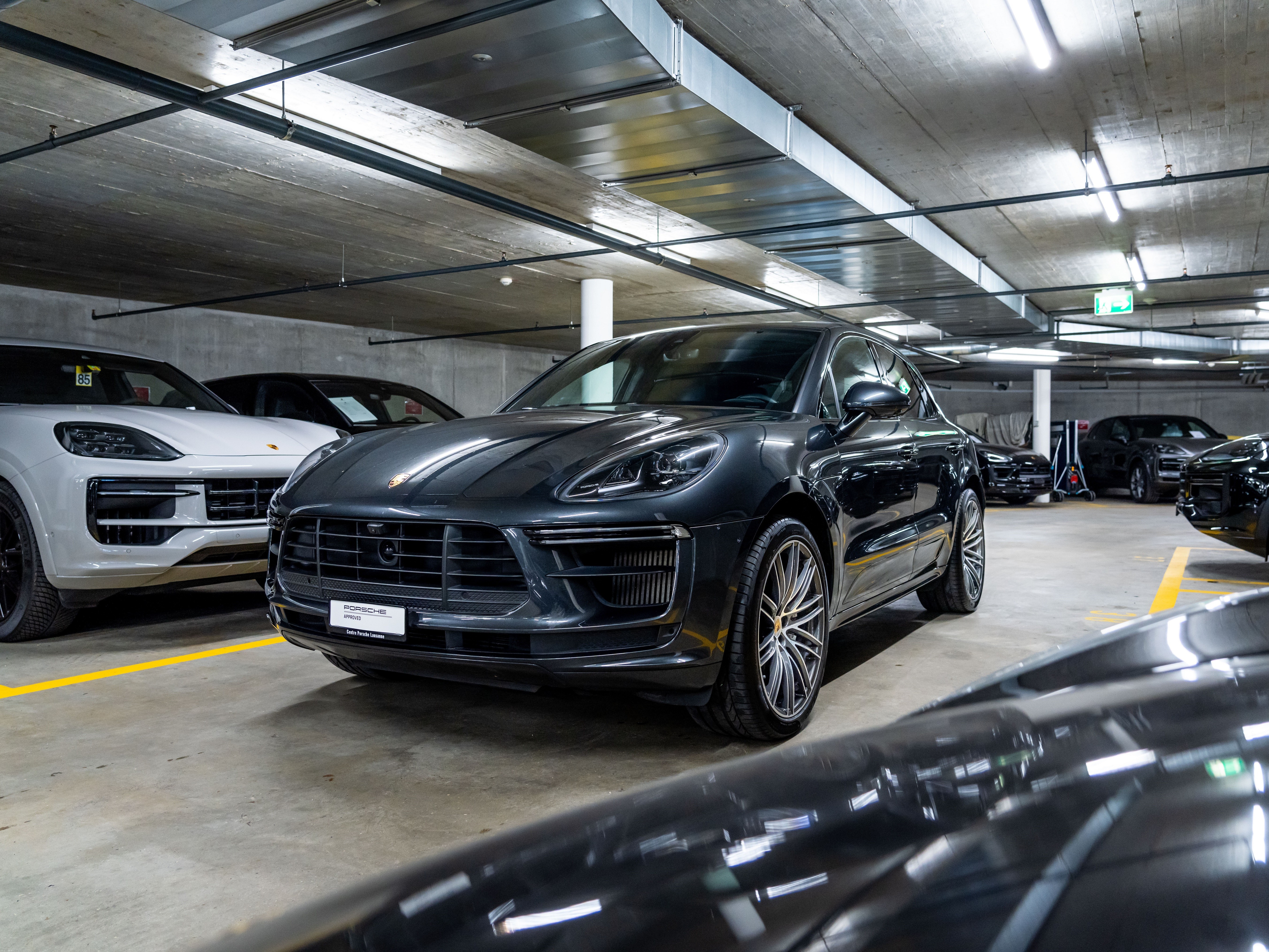 PORSCHE Macan Turbo PDK