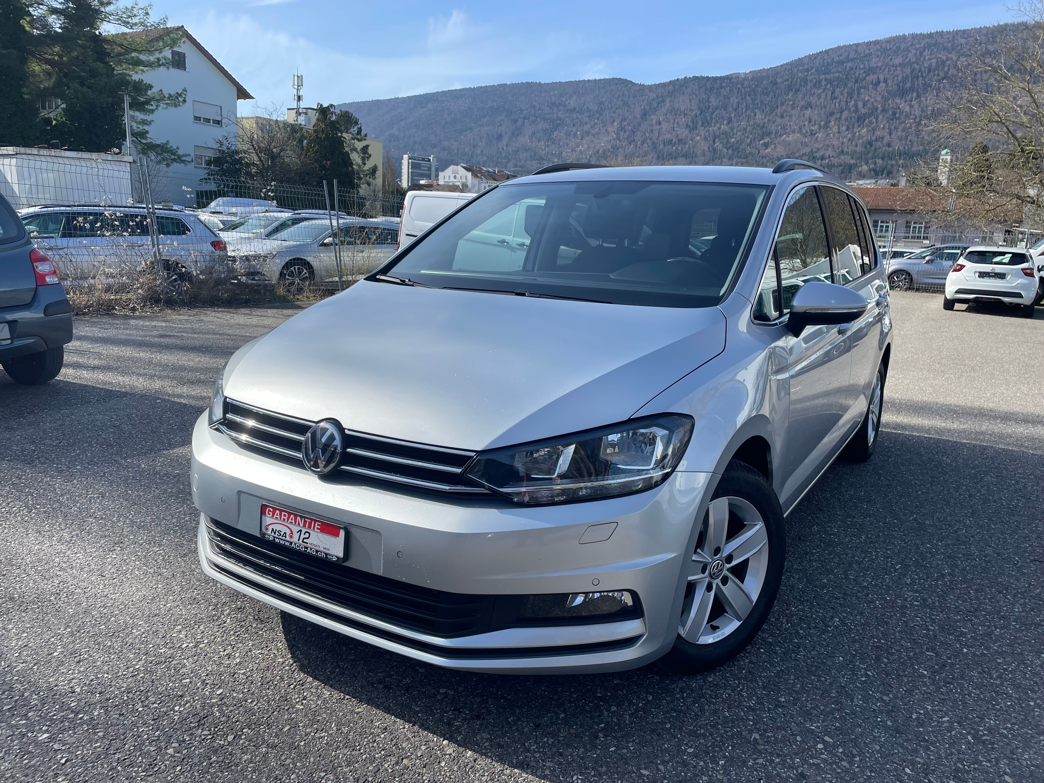 VW Touran 2.0 TDI BlueMotion Technol Comfortline DSG * 07x Sitze * Gr. Navi * Klima-auto * Tempomat * PDC V&H-Rückfahrkamera *