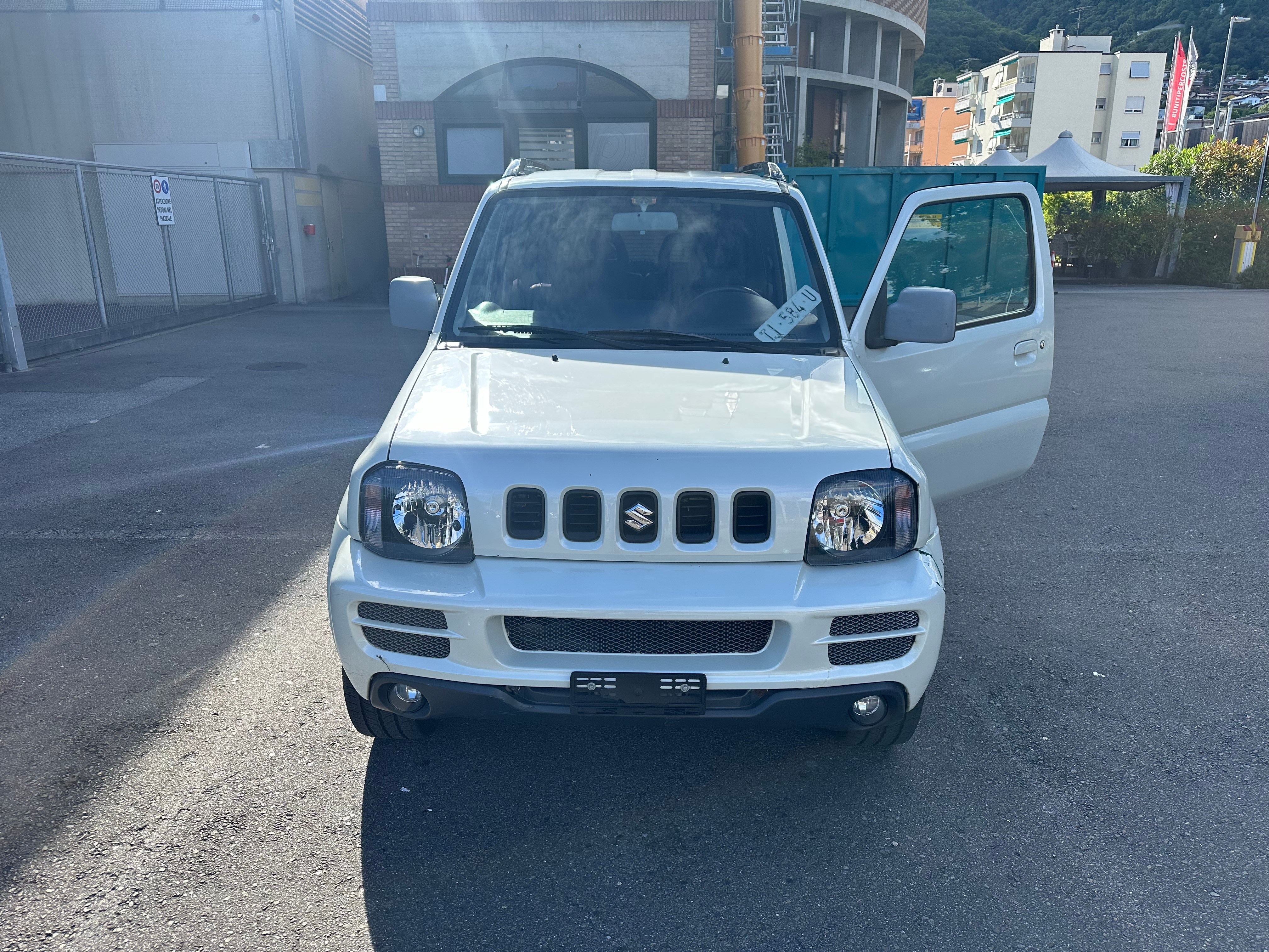 SUZUKI JIMNY