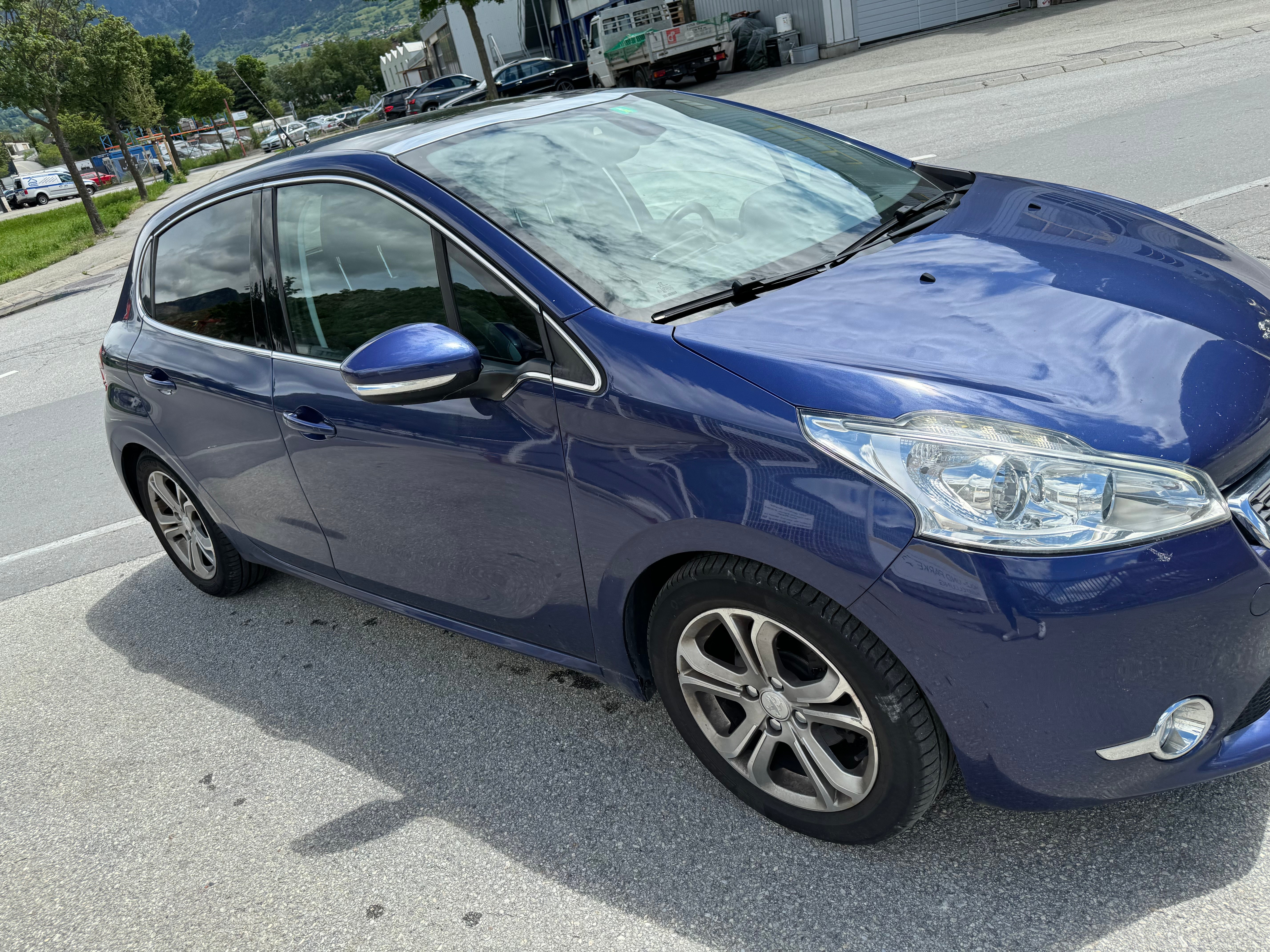 PEUGEOT 208 1.6 VTI Allure