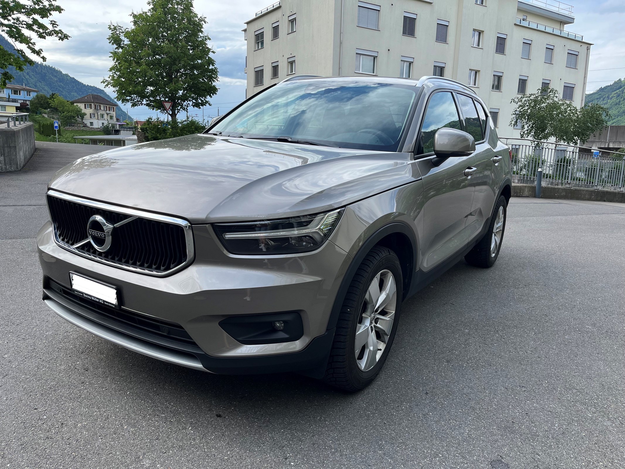 VOLVO XC40 T2 Momentum Geartronic