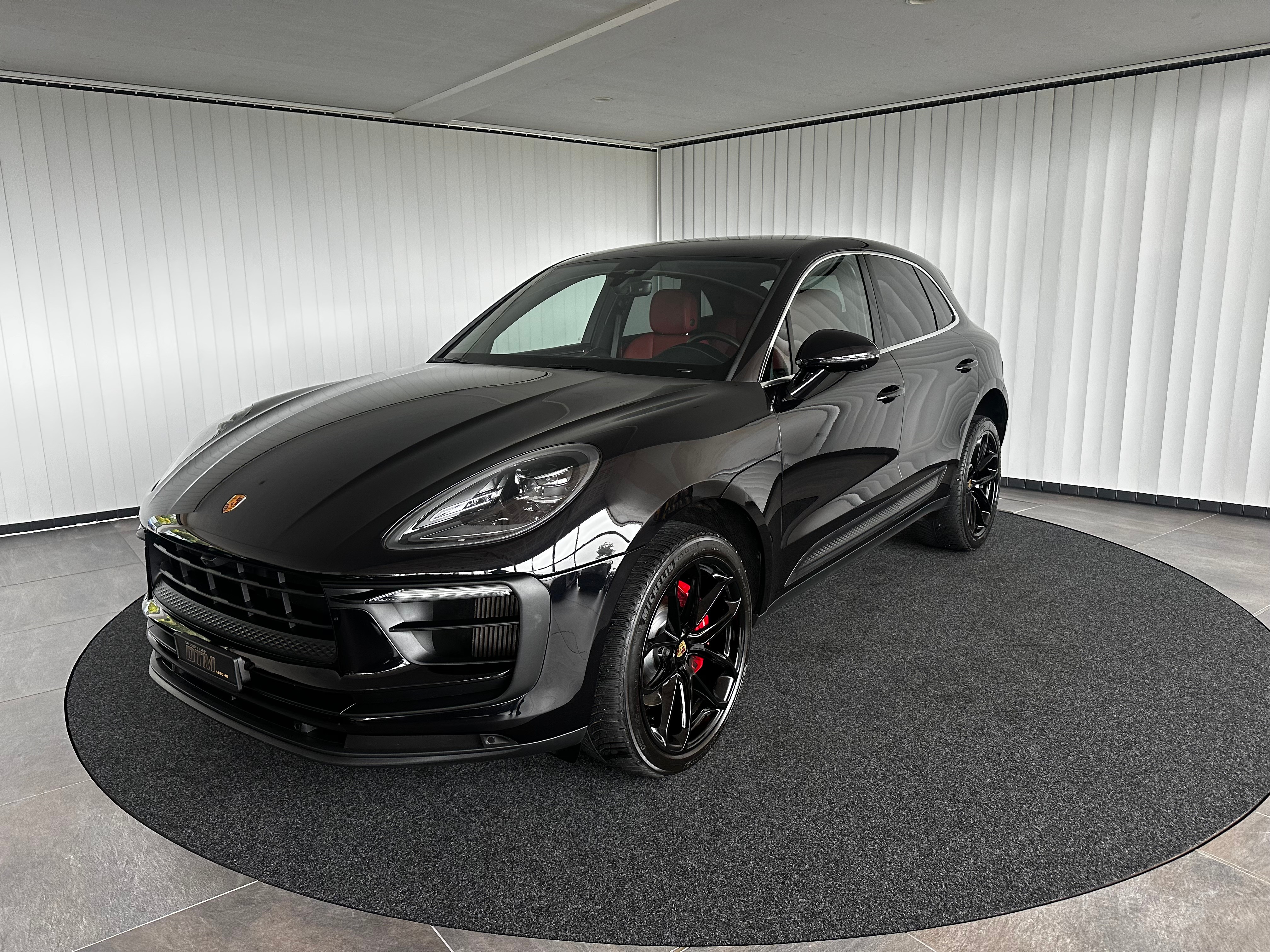 PORSCHE Macan S PDK