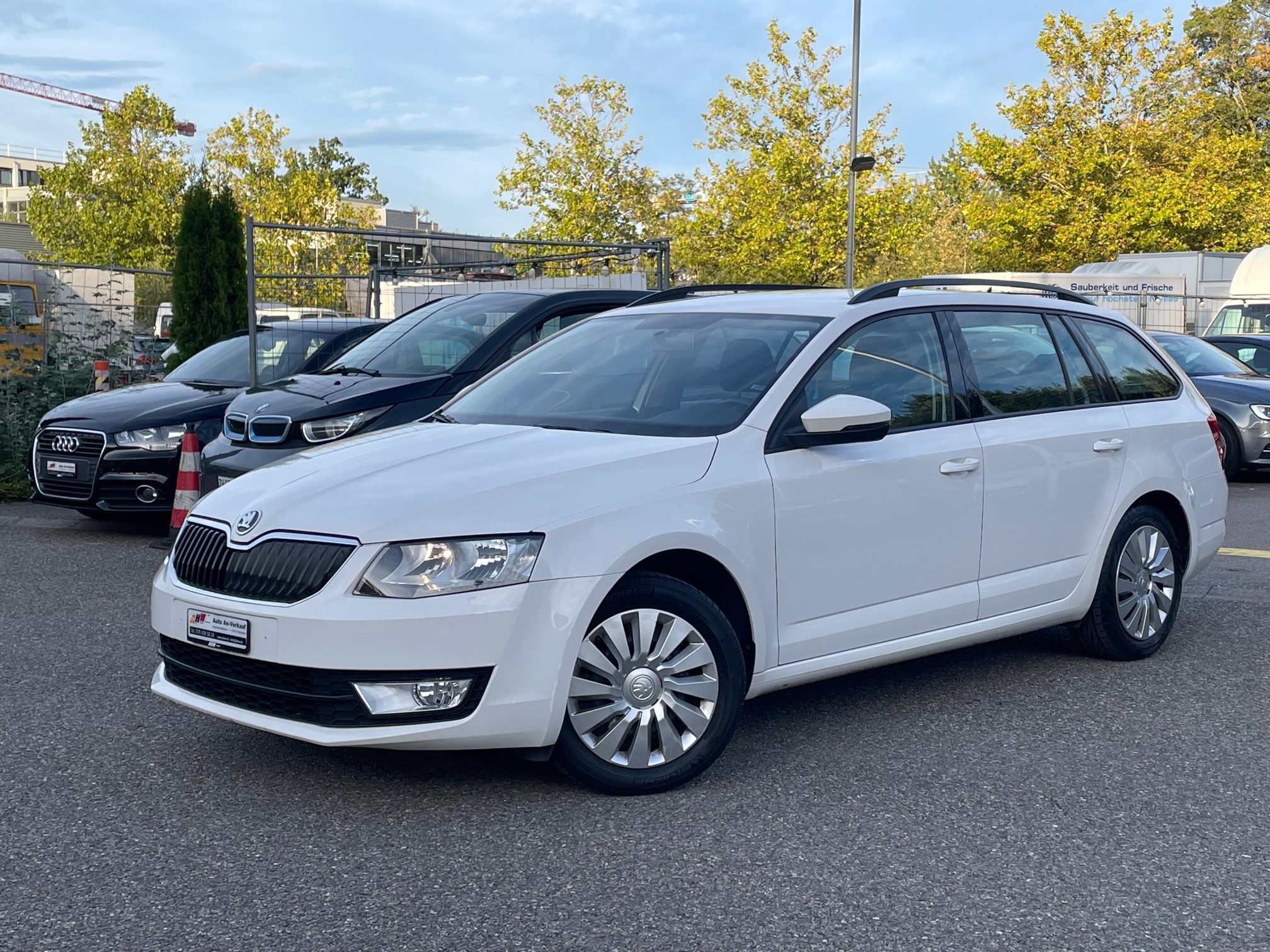 SKODA Octavia Combi 1.4 TSI Ambition AHK 1500kg / Dachträger / 1.Hand