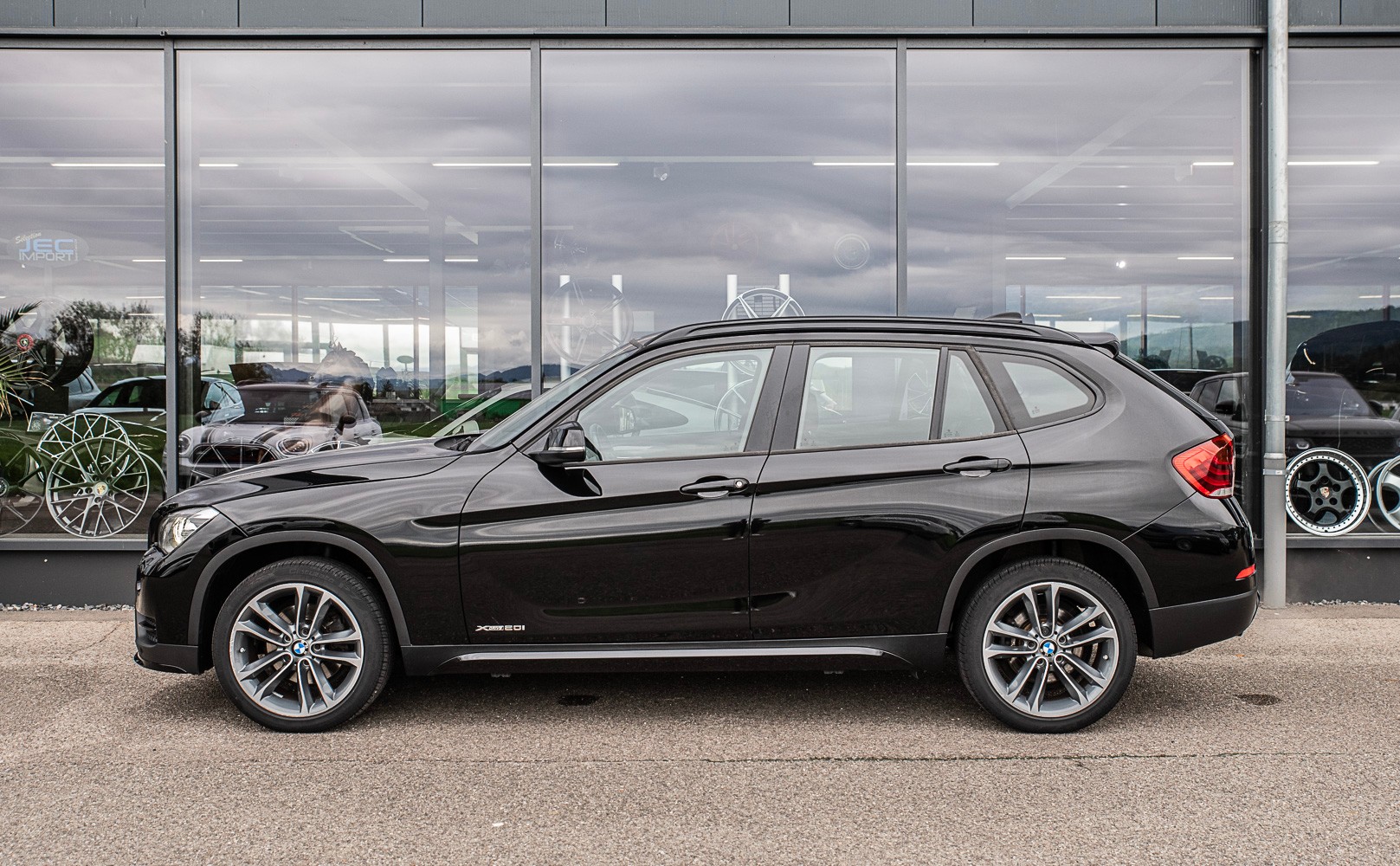 BMW X1 xDrive 20i Sport Line PACK M-SPORT