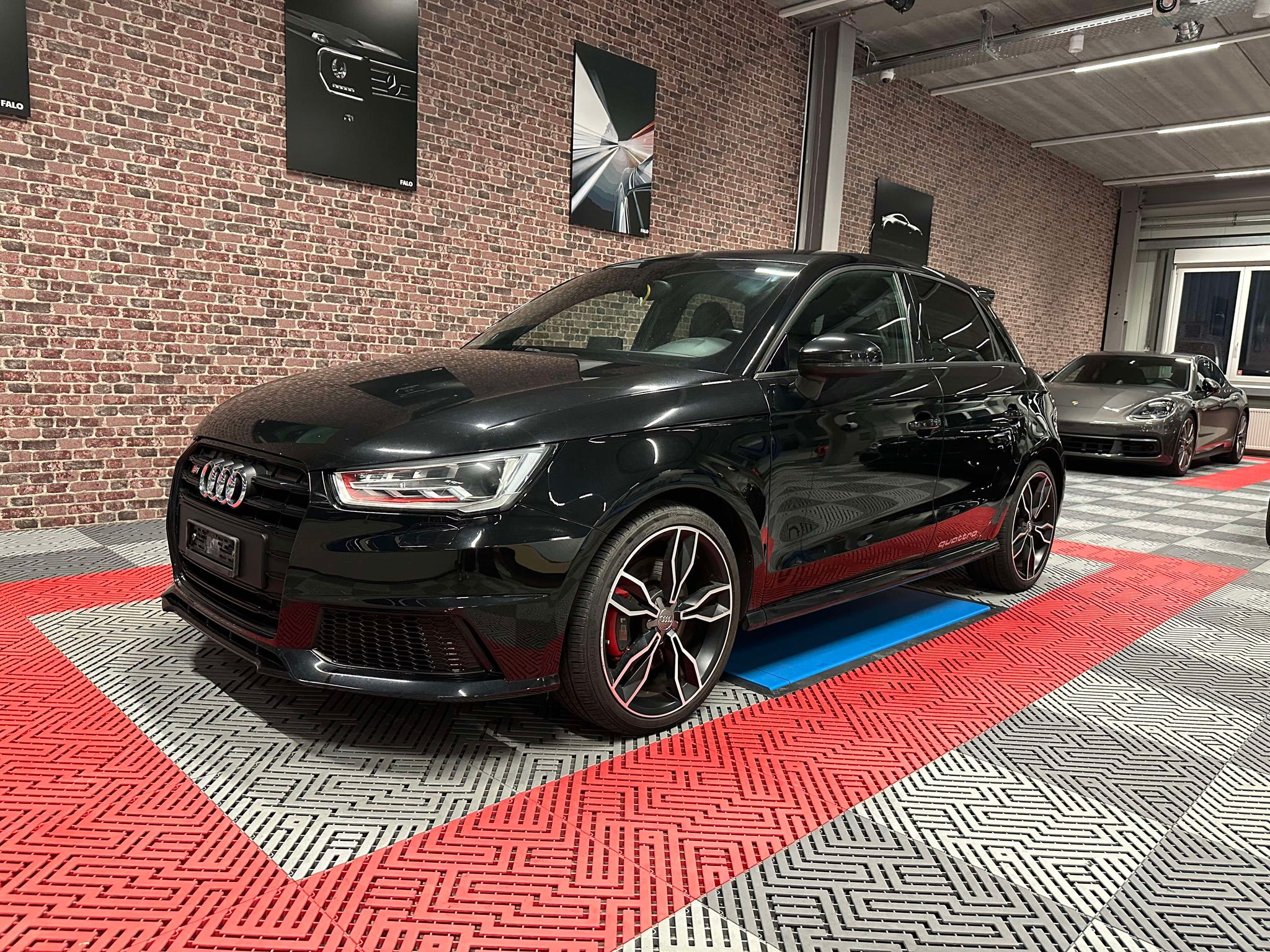 AUDI S1 Sportback 2.0 TFSI quattro