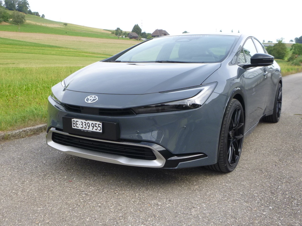 TOYOTA Prius 2,0 VVT-i Plug-in Hybrid Premium