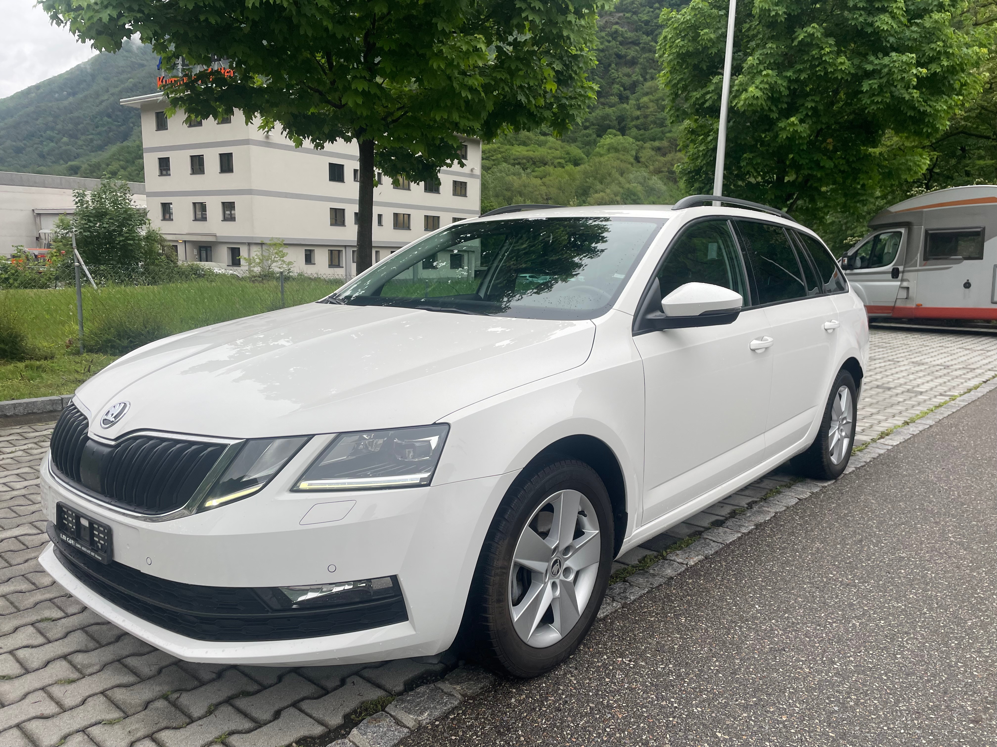 SKODA Octavia Combi 2.0 TDI Ambition 4x4 DSG